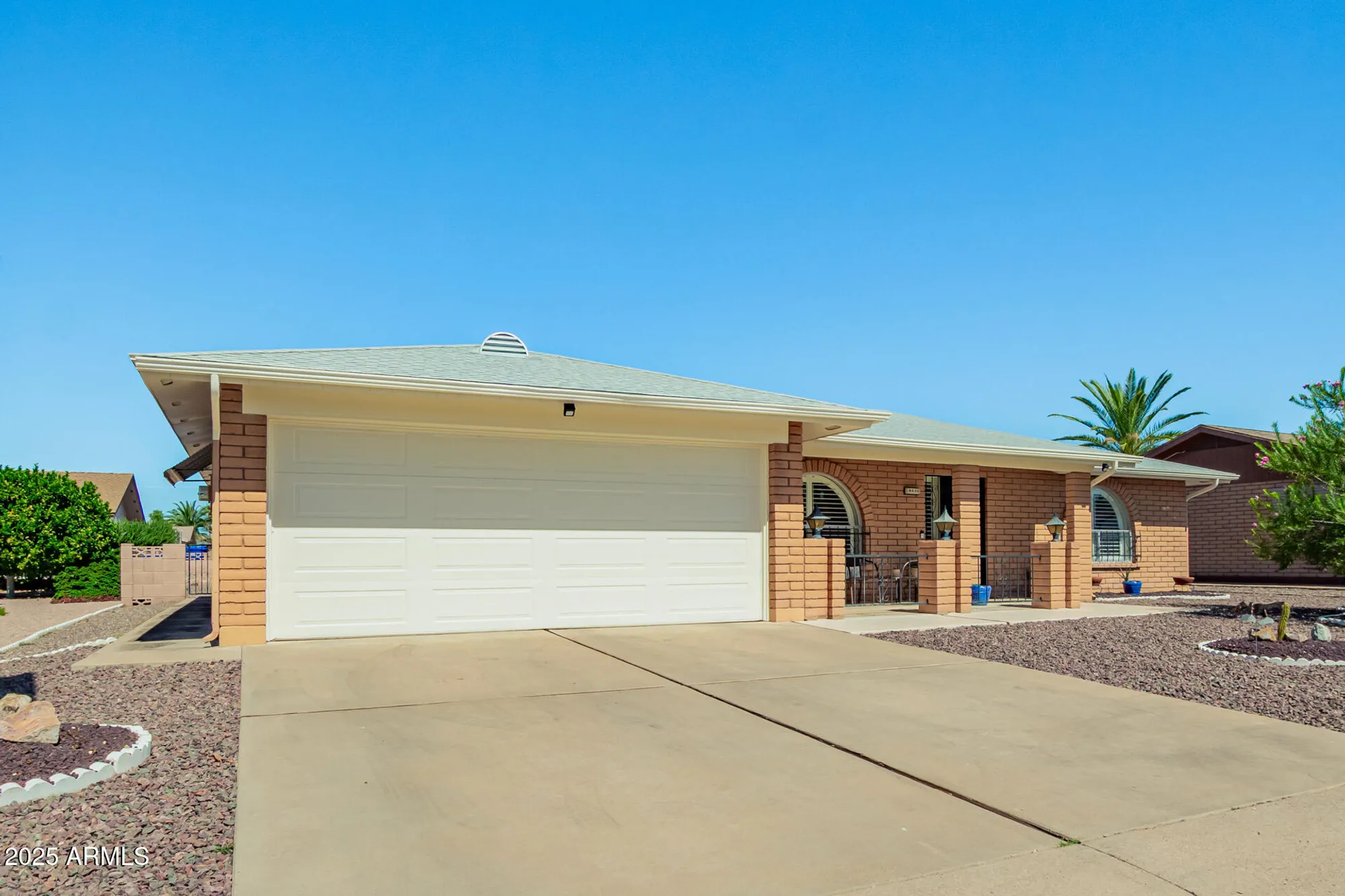 Property Slideshow image 4 of 35 | 4630 e capri ave, Mesa, AZ, 85206