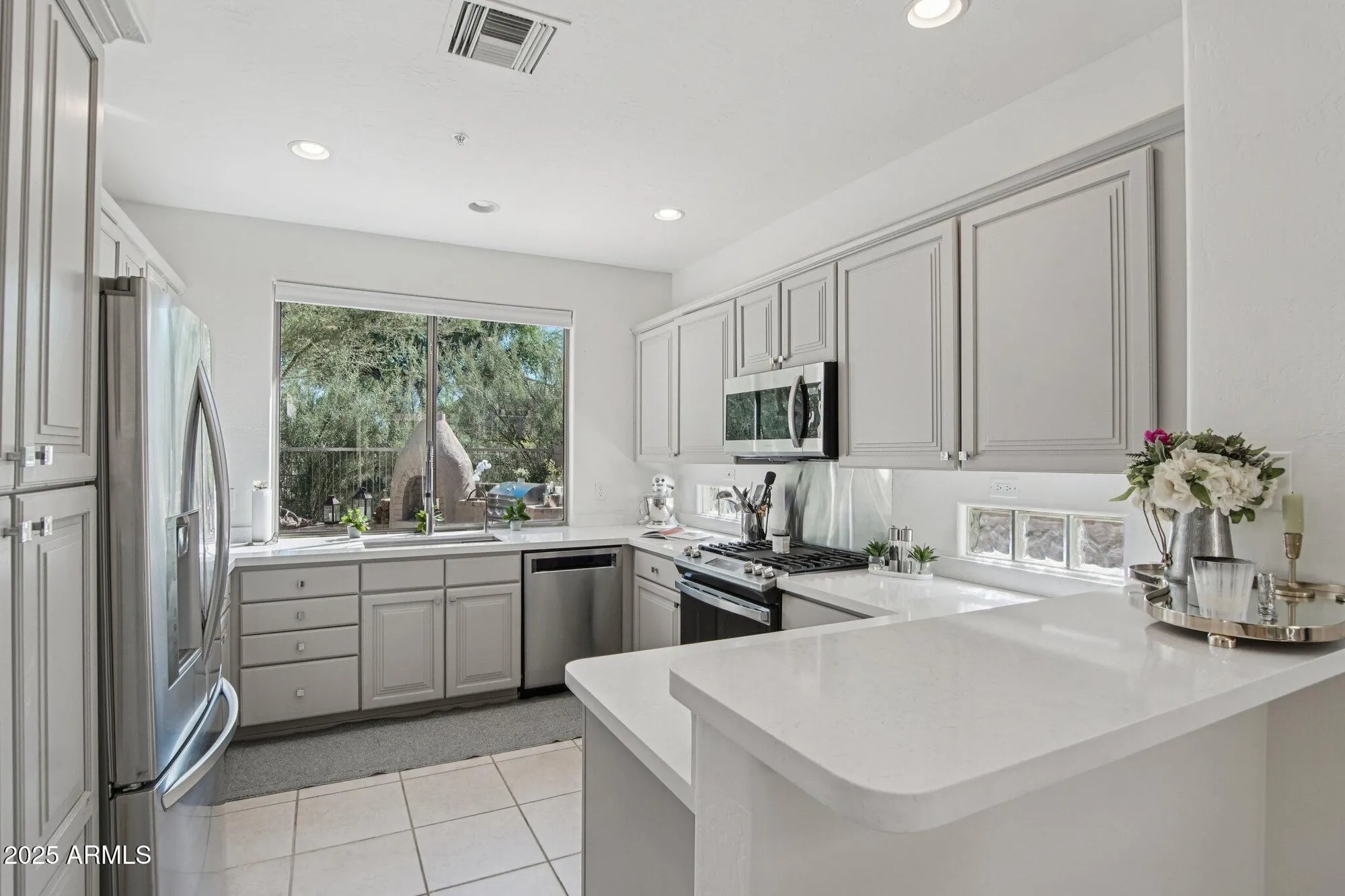 Property Slideshow image 24 of 29 | 6961 e purple shade cir, Scottsdale, AZ, 85266