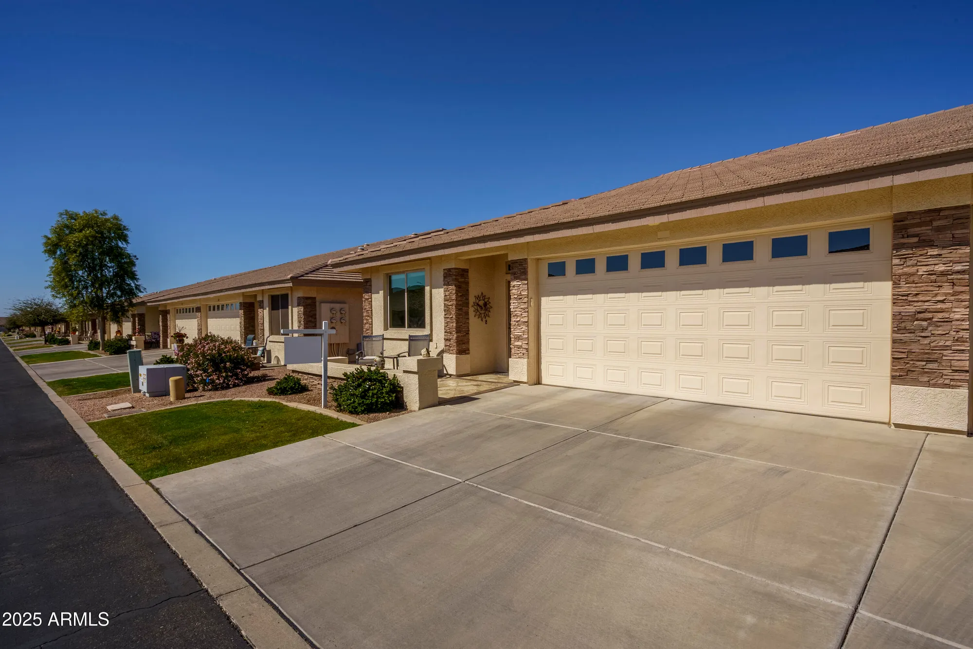 Property Slideshow image 3 of 22 | 2662 s springwood blvd 338, Mesa, AZ, 85209