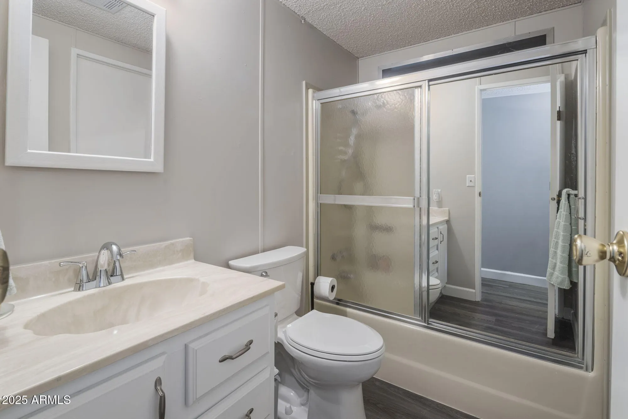 Property Slideshow image 18 of 29 | 546 s 83rd way, Mesa, AZ, 85208