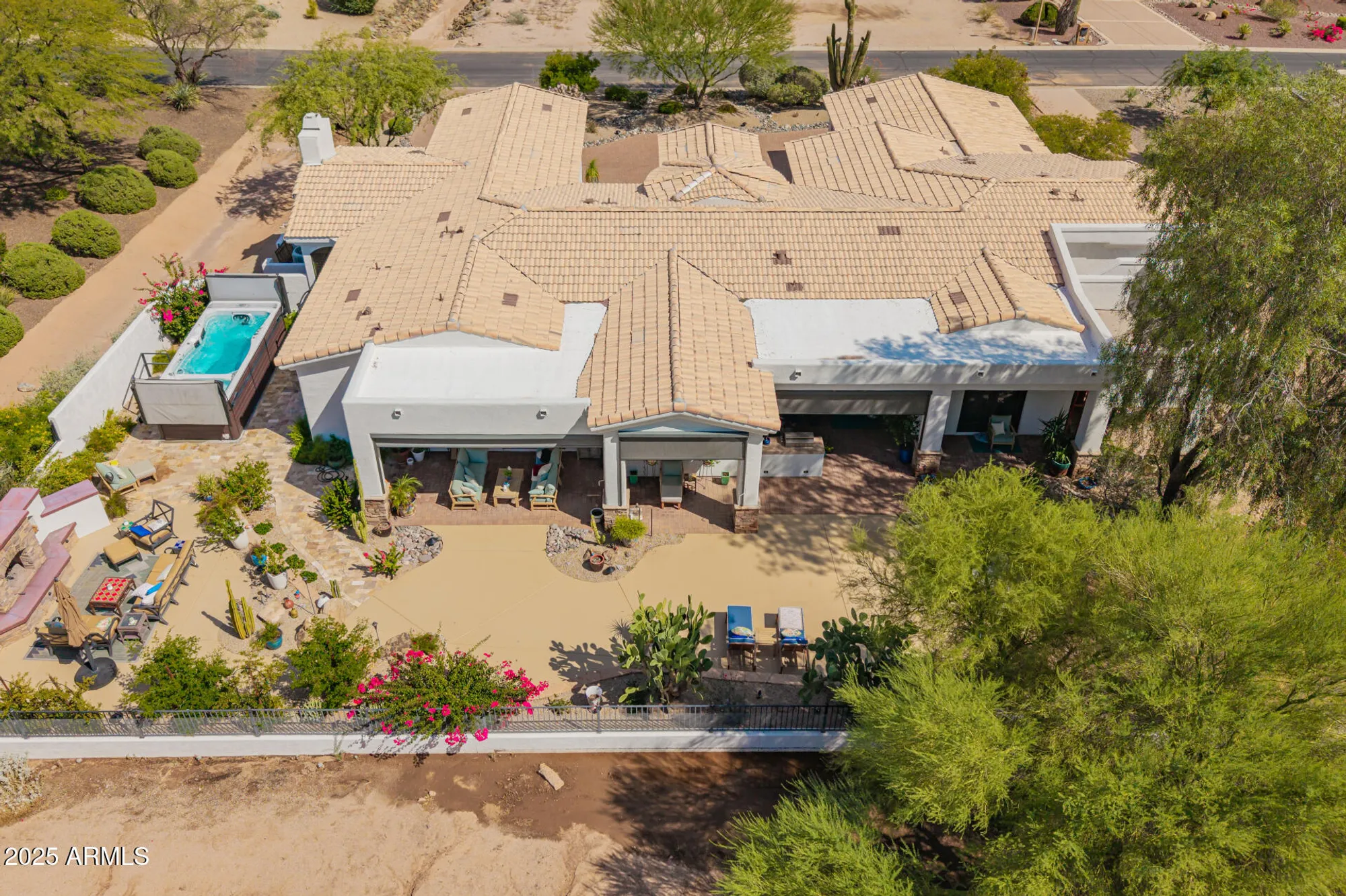 Property Slideshow image 11 of 77 | 19110 e tonto verde dr, Rio Verde, AZ, 85263