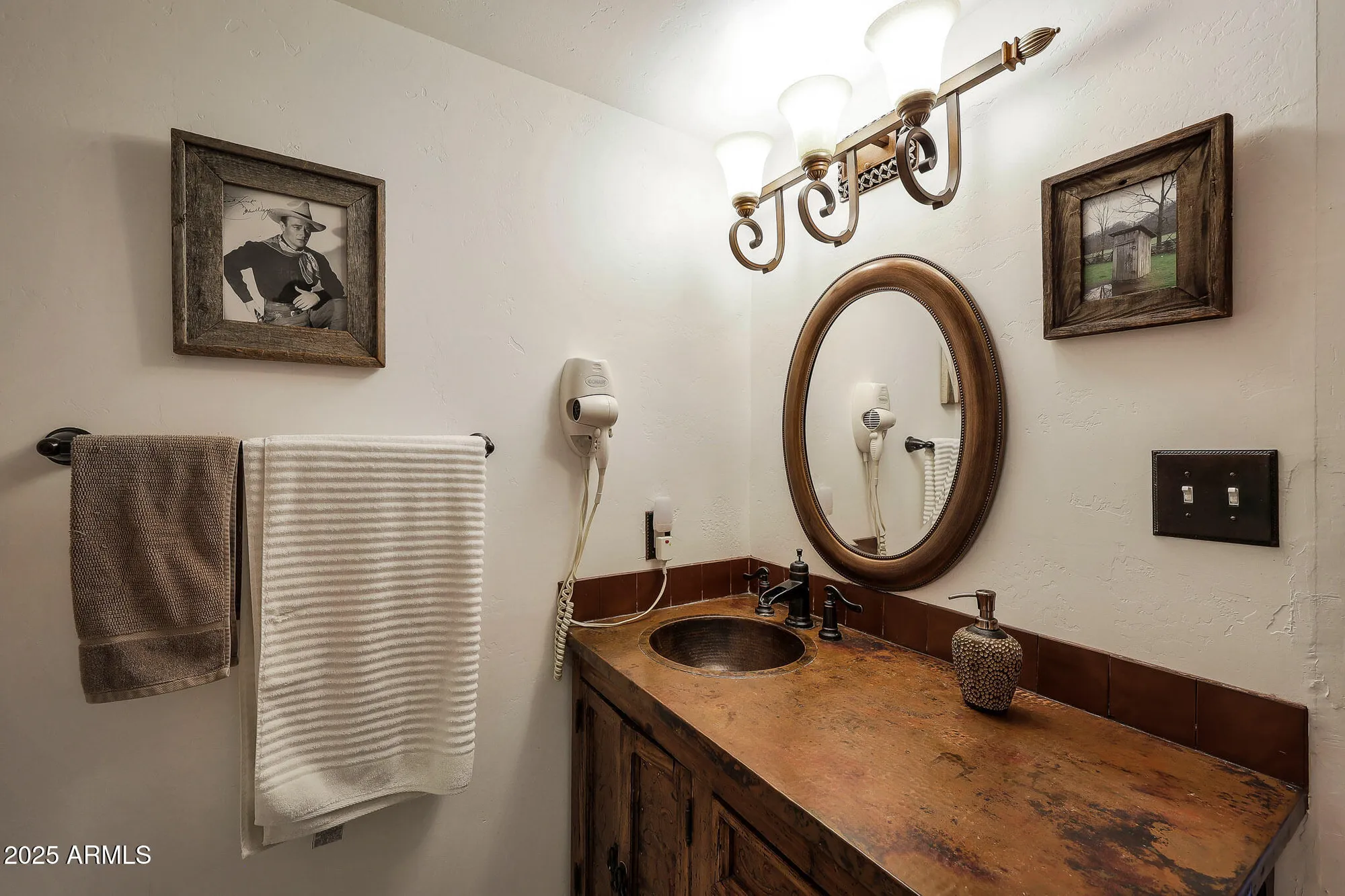 Property Slideshow image 30 of 51 | 2236 n middlecoff dr, Mesa, AZ, 85215