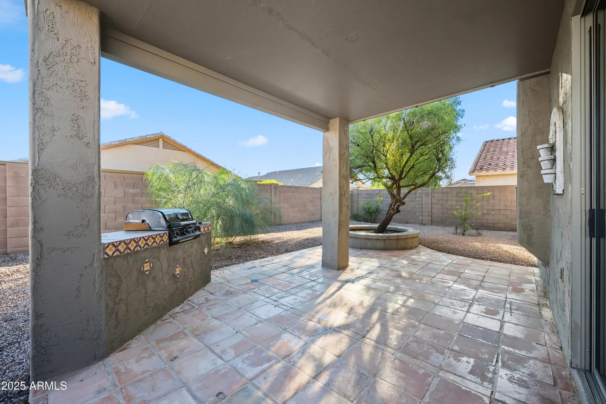 Property Slideshow image 27 of 44 | 18089 w weatherby dr, Surprise, AZ, 85374