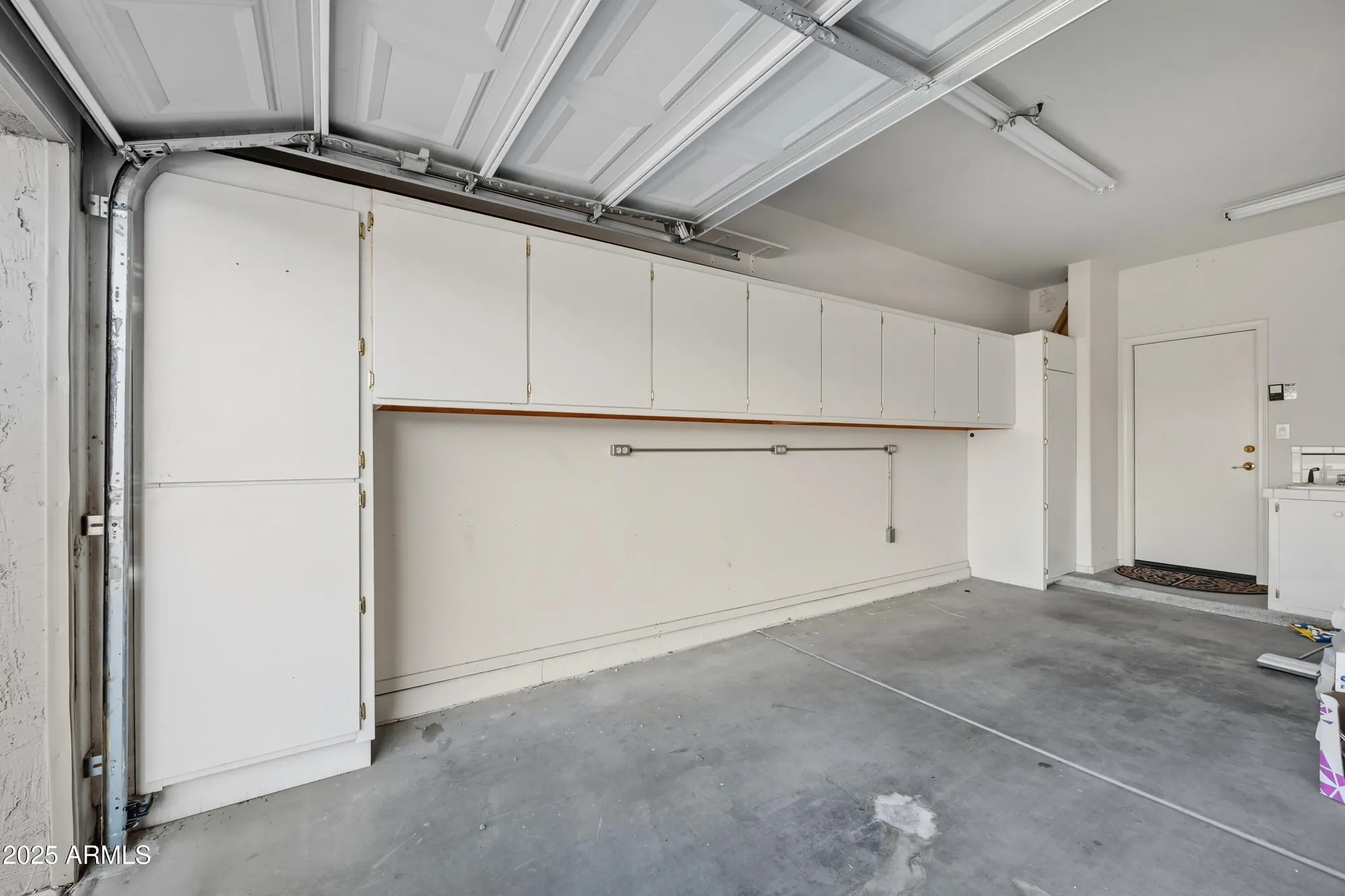 Property Slideshow image 32 of 44 | 18089 w weatherby dr, Surprise, AZ, 85374