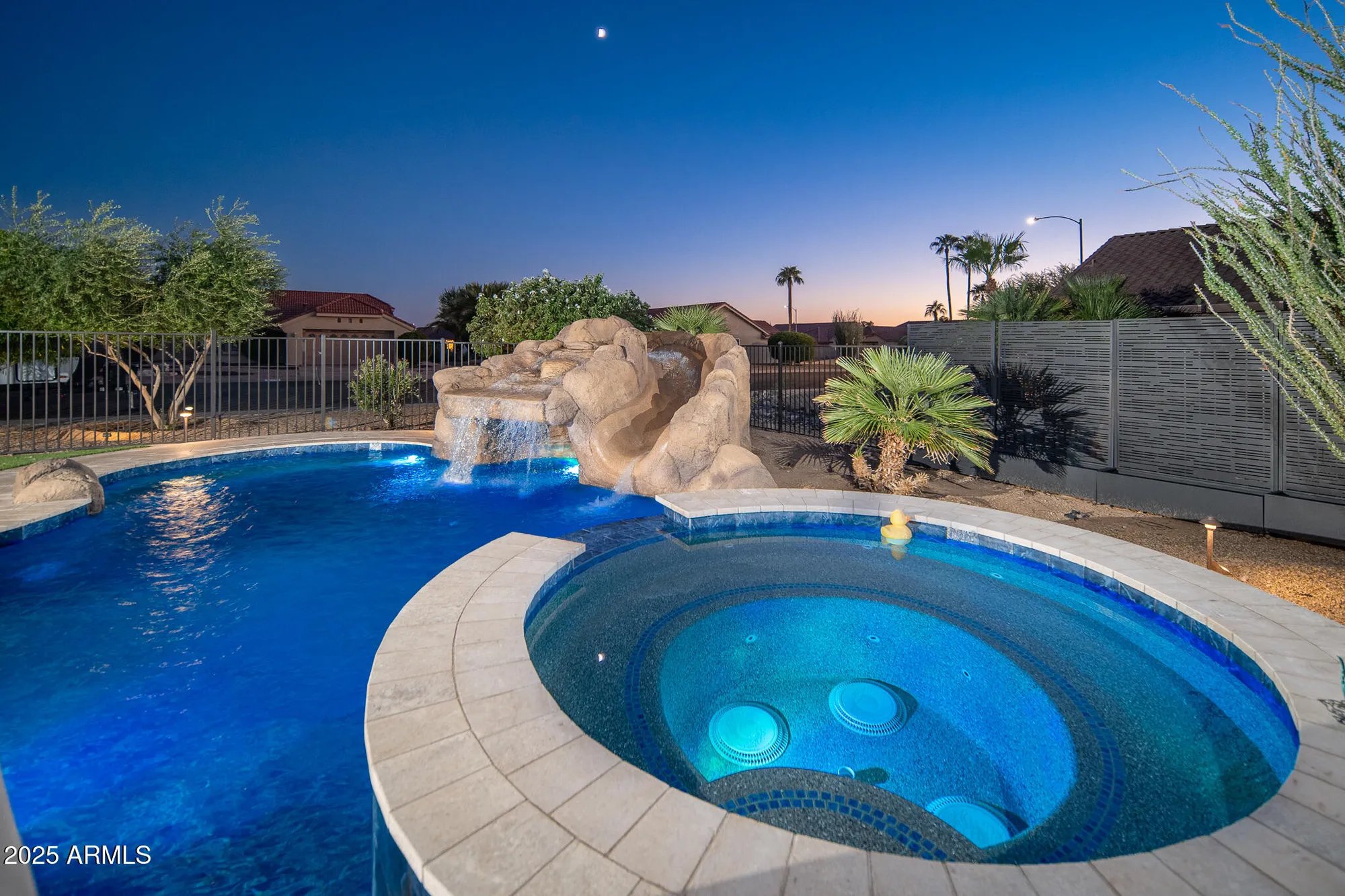 Property Slideshow image 28 of 31 | 21606 n yellowstone cir, Sun City West, AZ, 85375