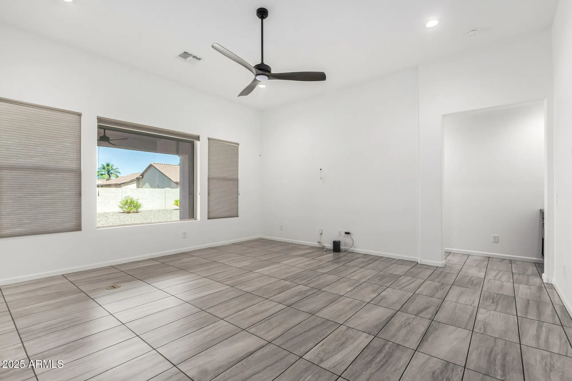 Property Slideshow image 9 of 38 | 4818 w buckskin dr, Eloy, AZ, 85131