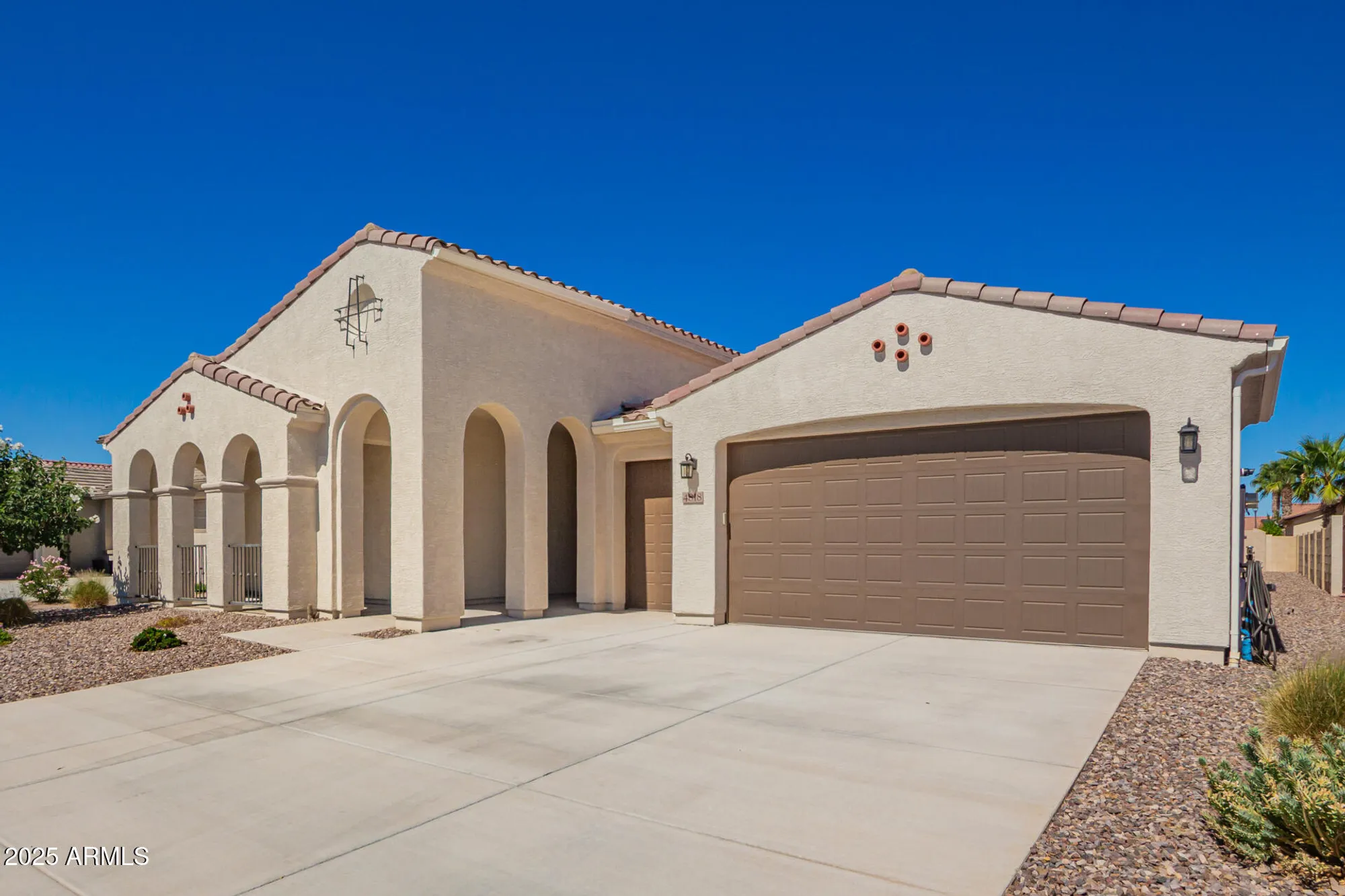 Property Slideshow image 5 of 38 | 4818 w buckskin dr, Eloy, AZ, 85131