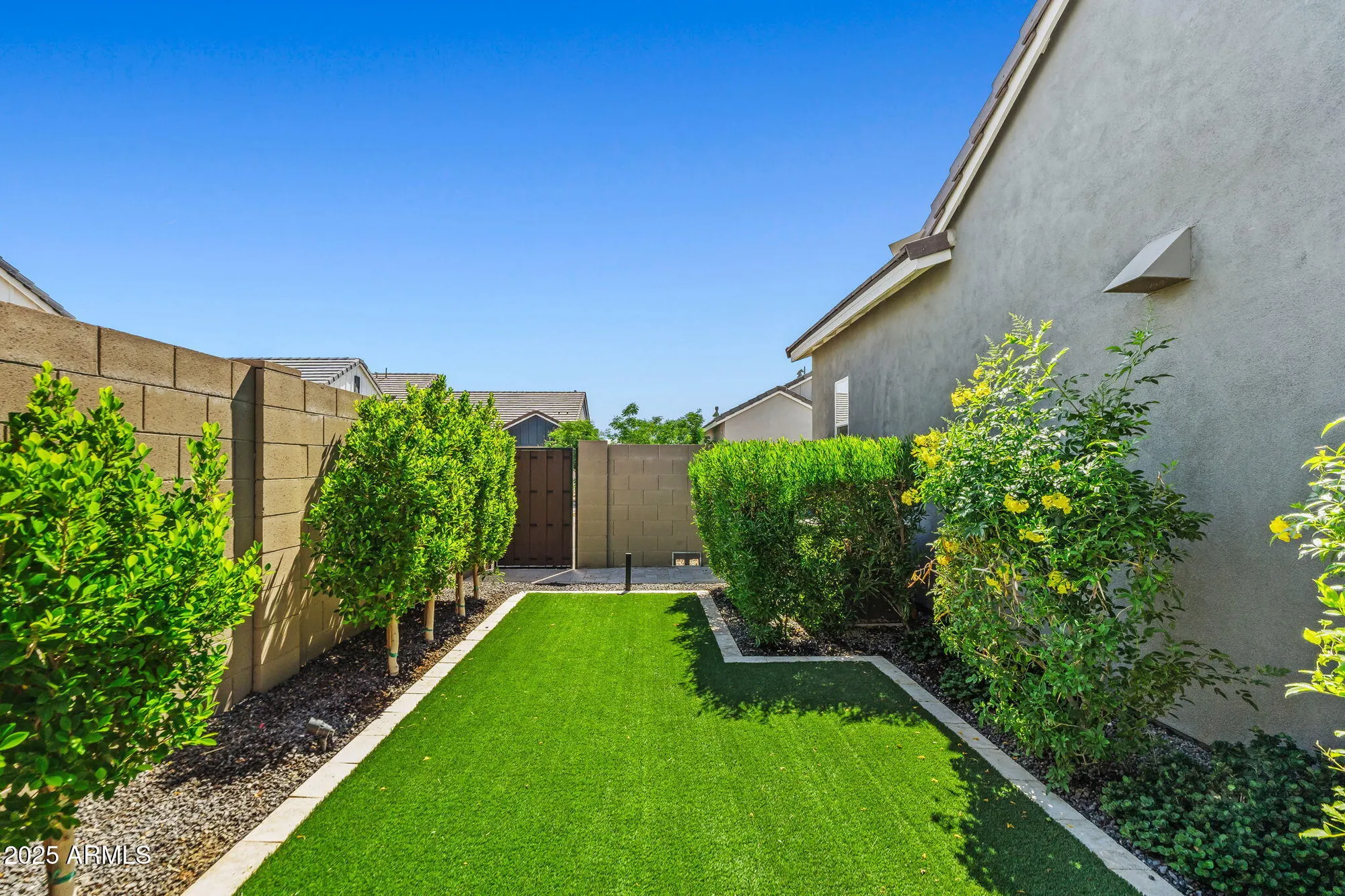 Property Slideshow image 11 of 53 | 11217 n blakely st, Surprise, AZ, 85388