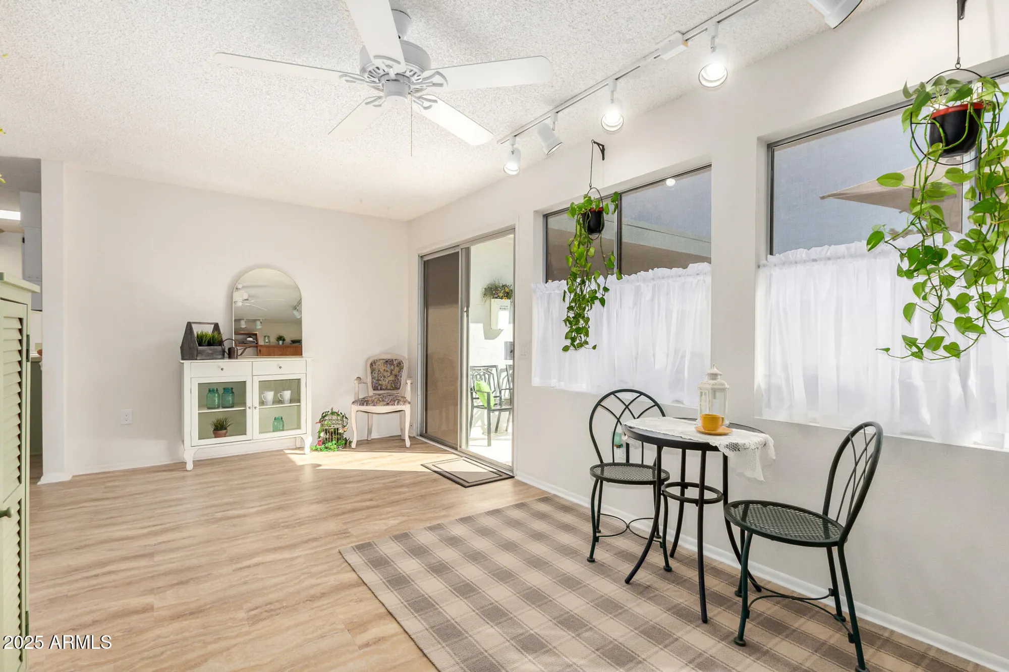 Property Slideshow image 7 of 43 | 13637 n del webb blvd, Sun City, AZ, 85351