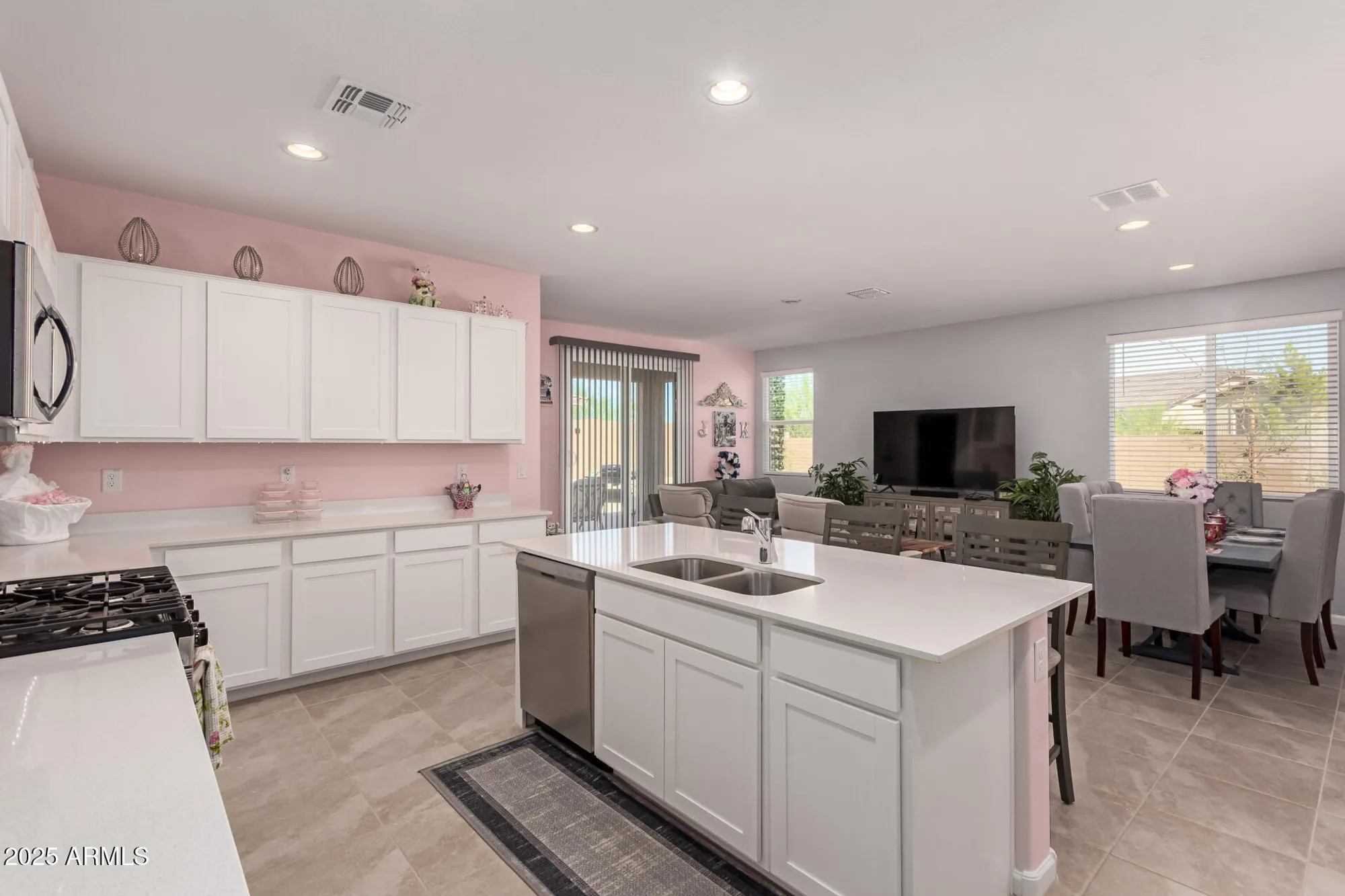 Property Slideshow image 11 of 29 | 25046 n 174th ave, Surprise, AZ, 85387