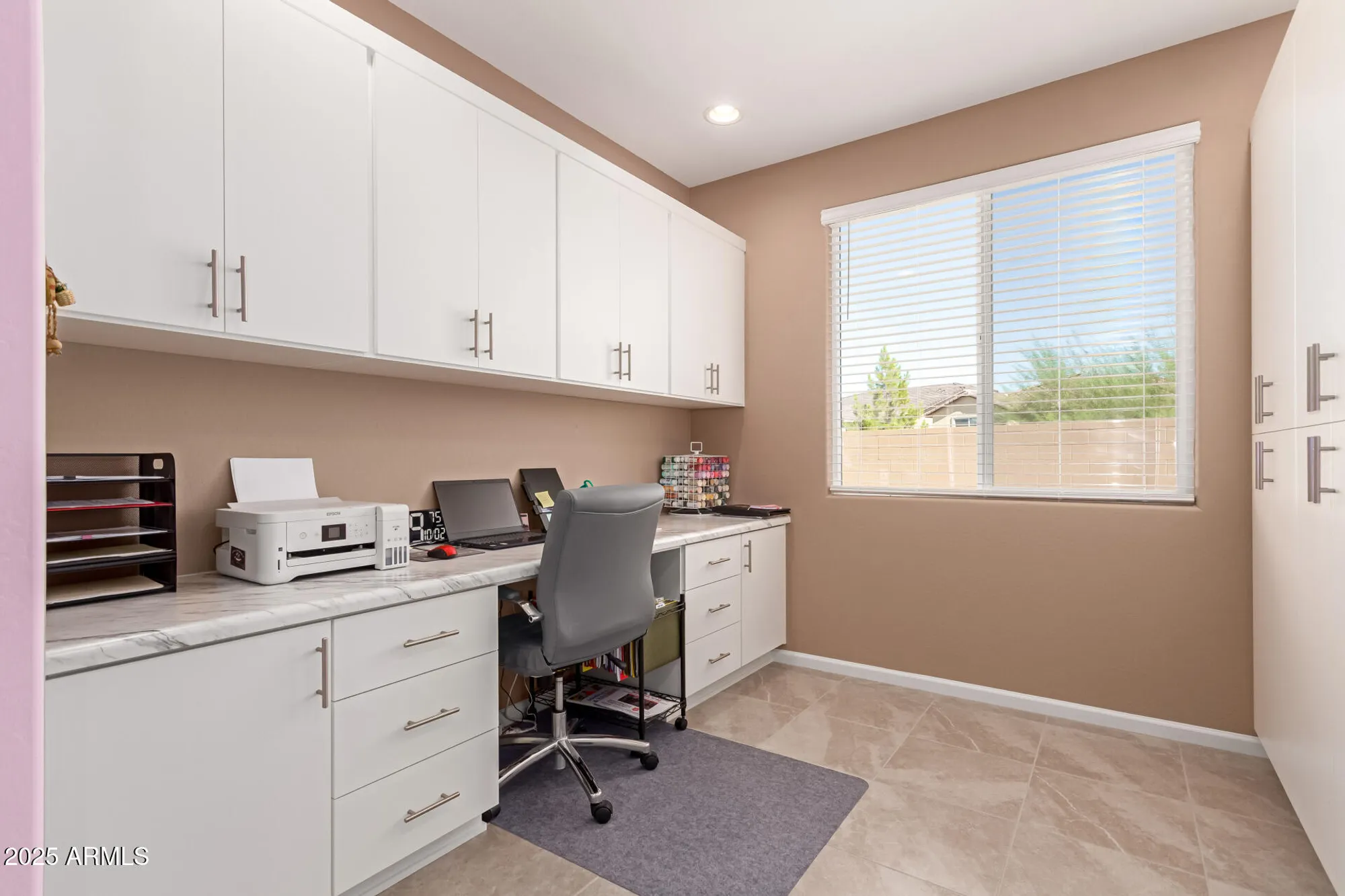 Property Slideshow image 20 of 29 | 25046 n 174th ave, Surprise, AZ, 85387