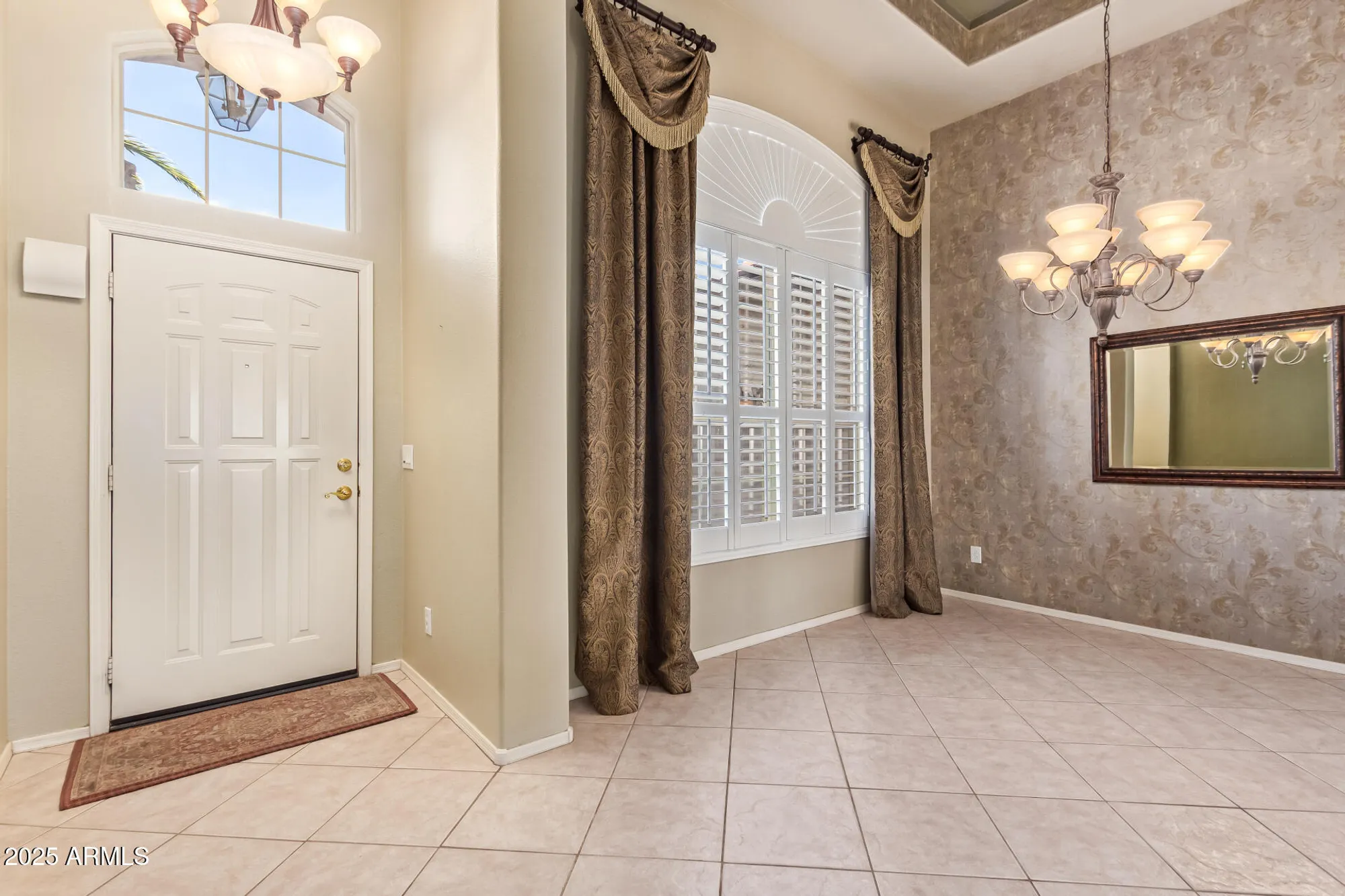 Property Slideshow image 11 of 88 | 17806 n becke ln, Surprise, AZ, 85374