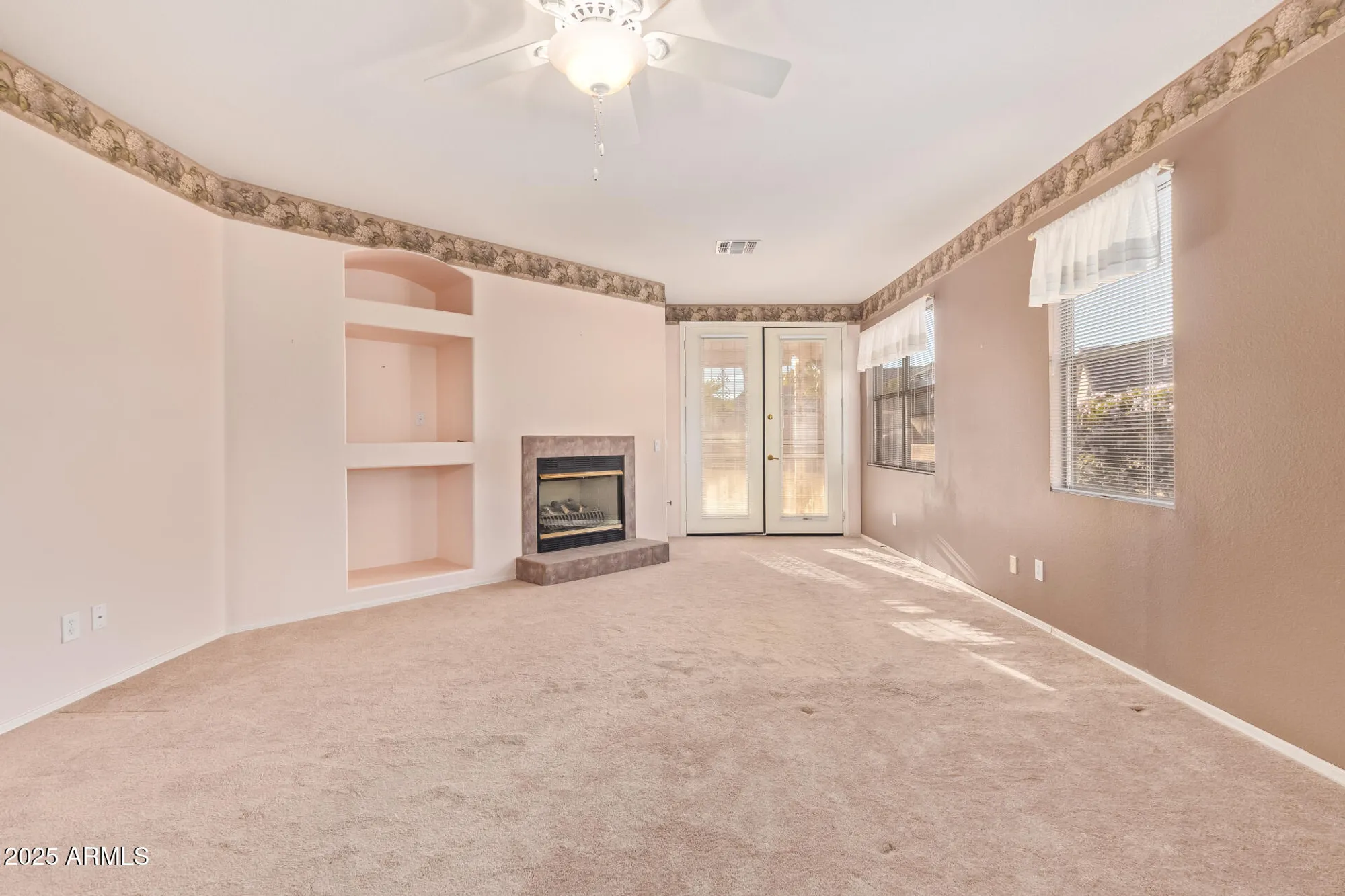 Property Slideshow image 29 of 88 | 17806 n becke ln, Surprise, AZ, 85374