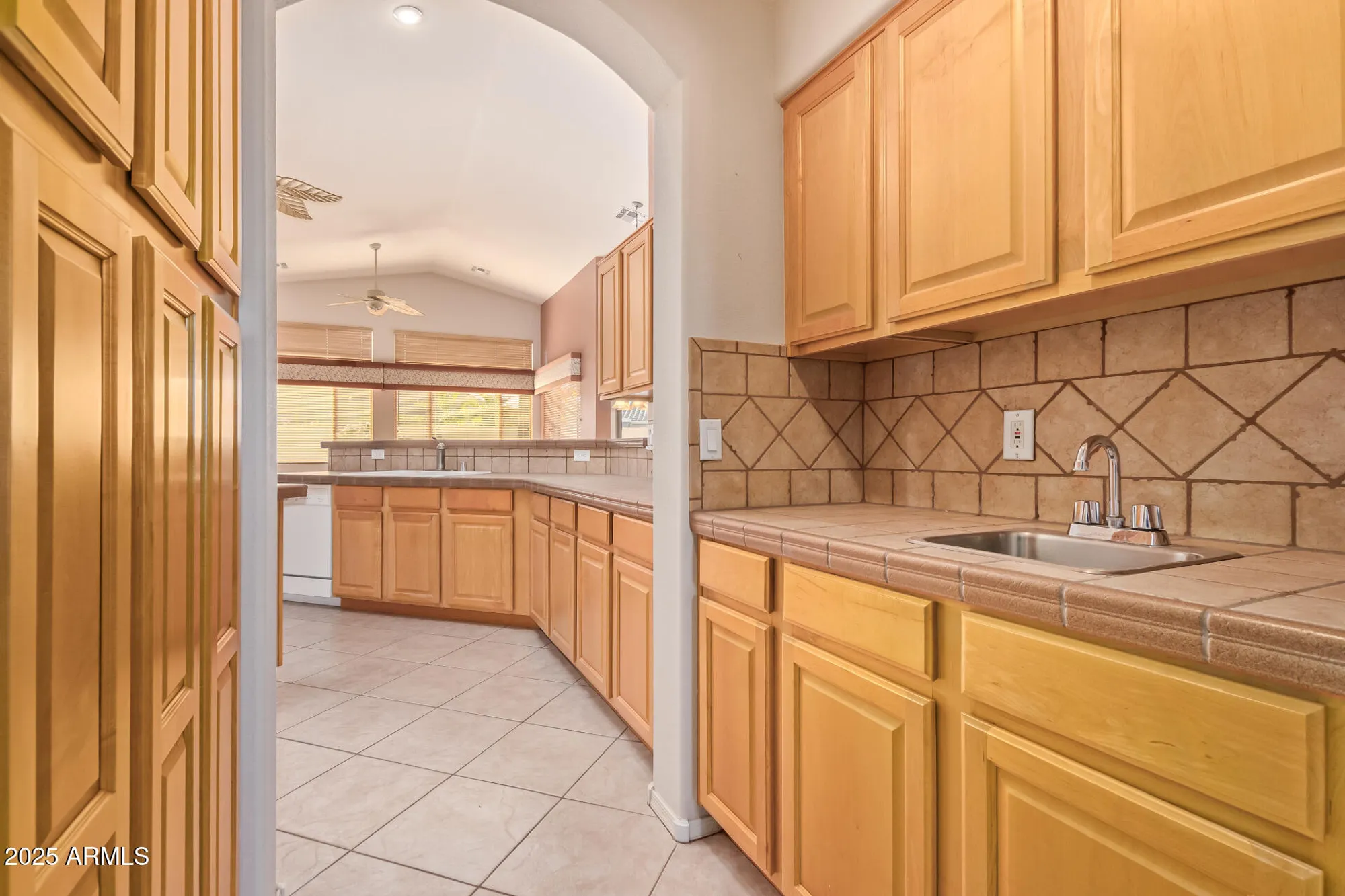 Property Slideshow image 25 of 88 | 17806 n becke ln, Surprise, AZ, 85374
