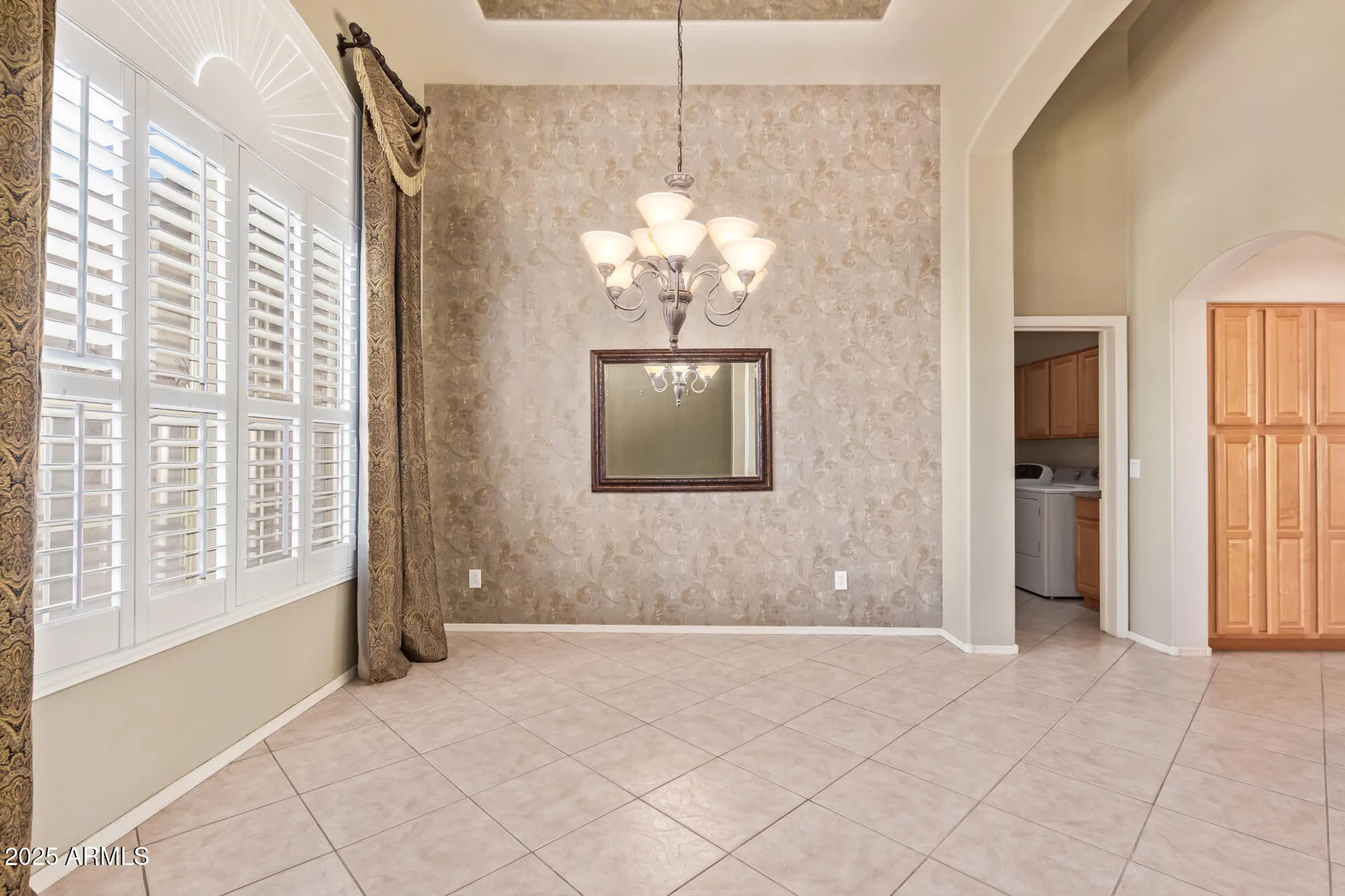 Property Slideshow image 13 of 88 | 17806 n becke ln, Surprise, AZ, 85374