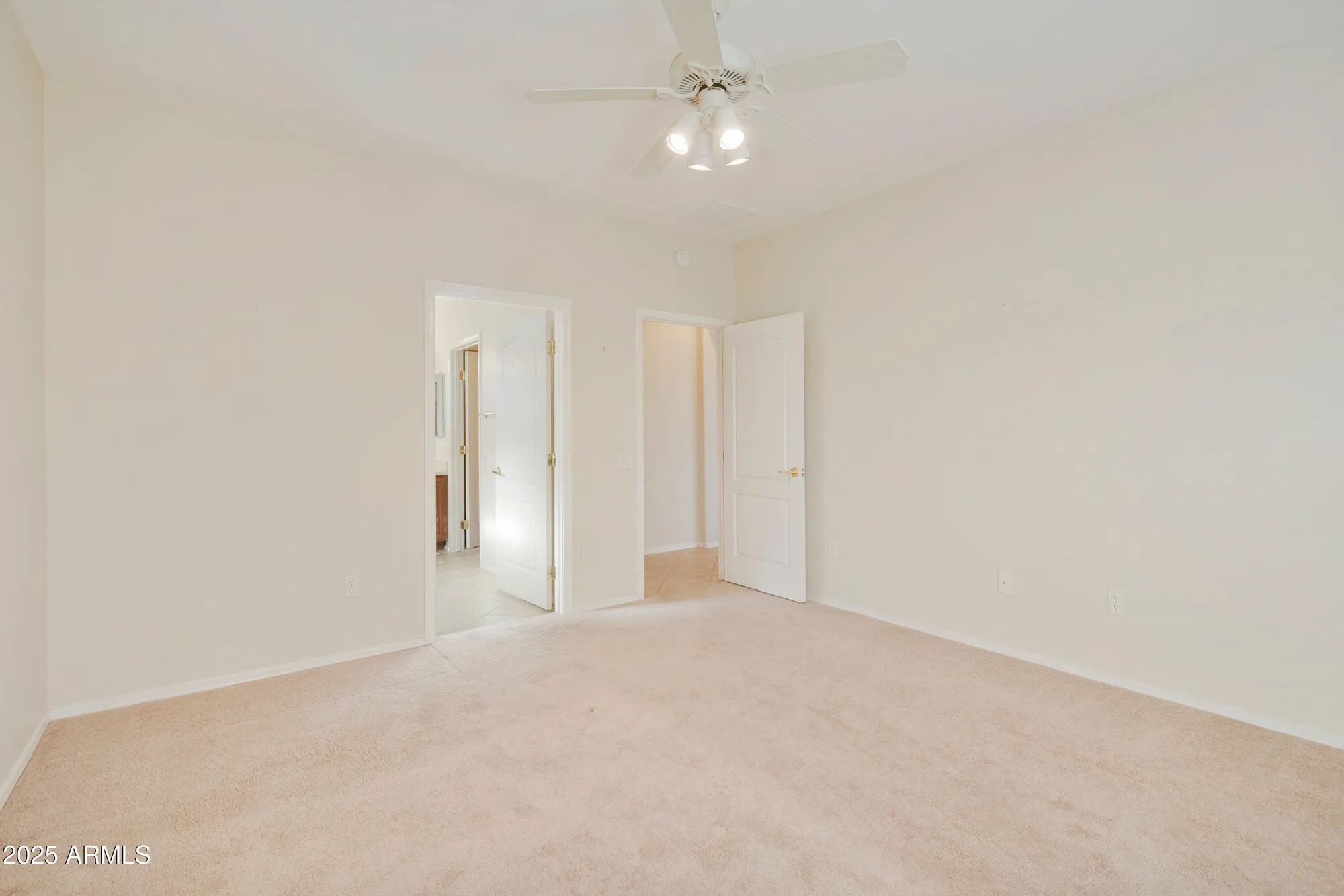 Property Slideshow image 8 of 26 | 19051 n aztec point dr, Surprise, AZ, 85387