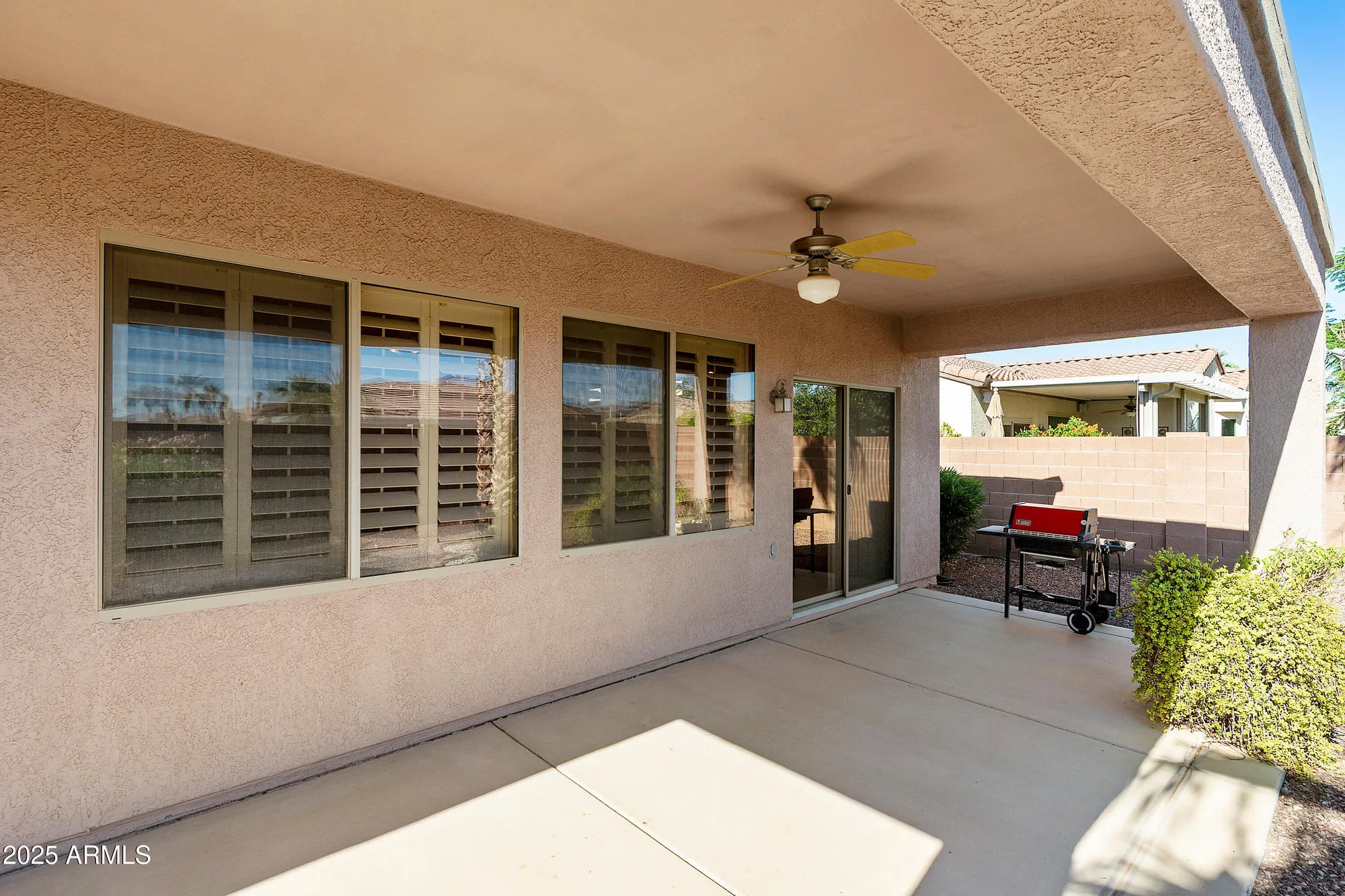Property Slideshow image 18 of 26 | 19051 n aztec point dr, Surprise, AZ, 85387