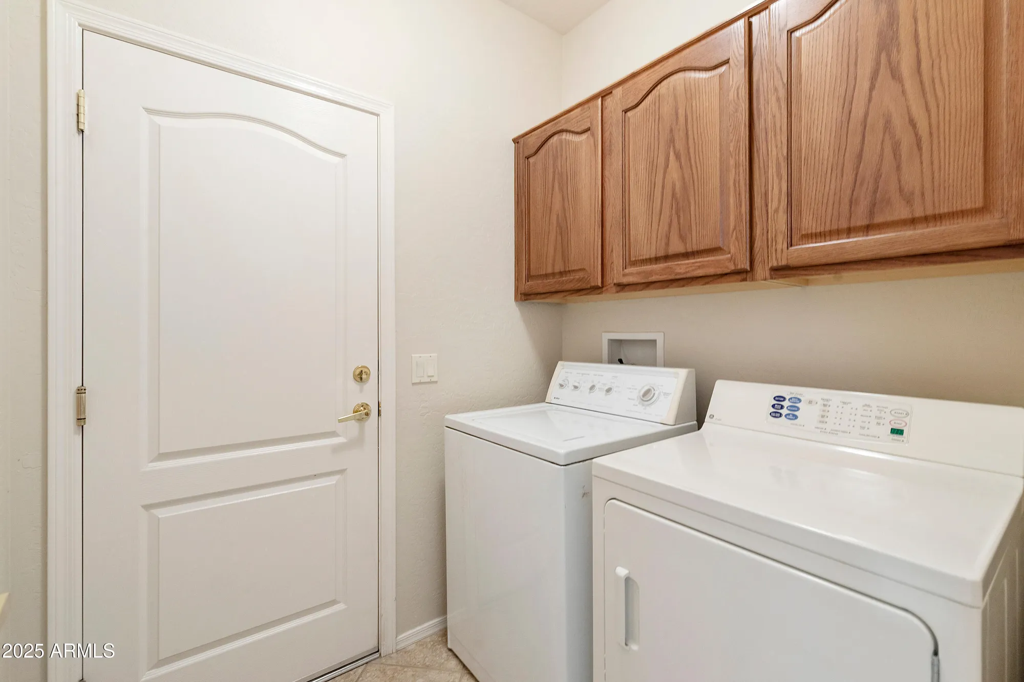 Property Slideshow image 16 of 26 | 19051 n aztec point dr, Surprise, AZ, 85387