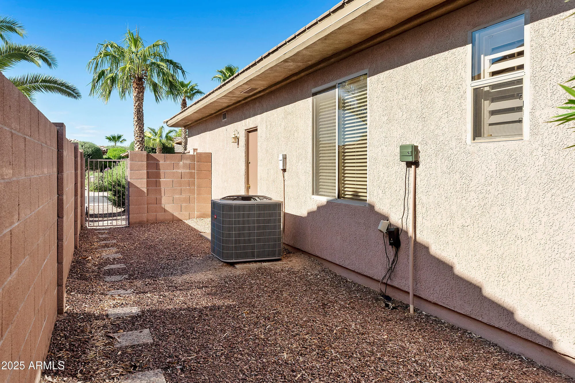 Property Slideshow image 22 of 26 | 19051 n aztec point dr, Surprise, AZ, 85387
