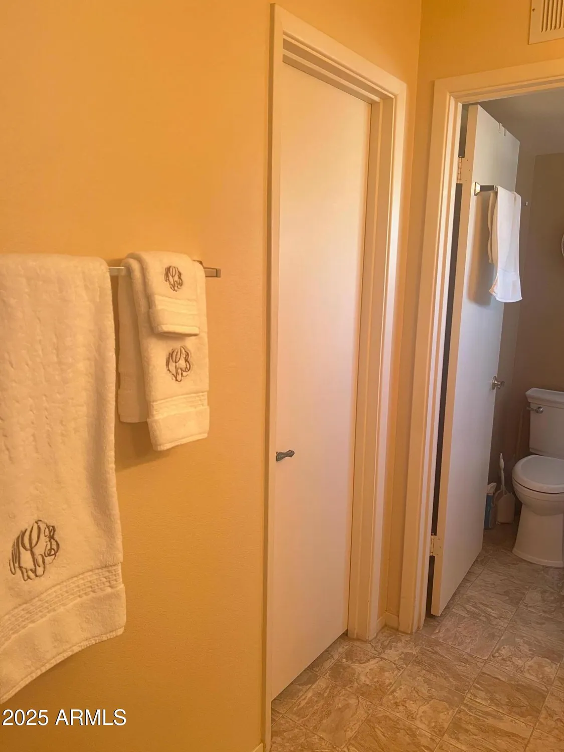 Property Slideshow image 17 of 30 | 5518 e lindstrom ln 1044, Mesa, AZ, 85215