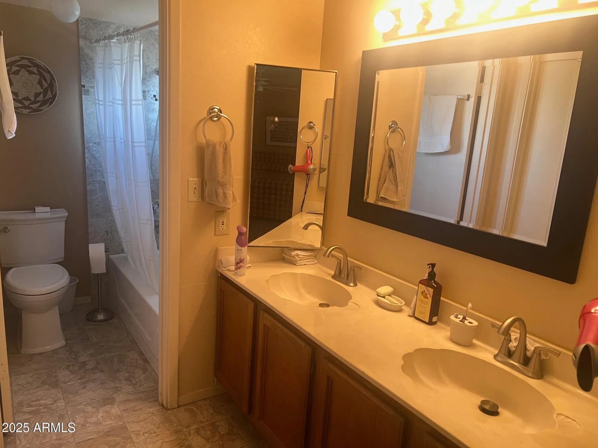 Property Slideshow image 18 of 30 | 5518 e lindstrom ln 1044, Mesa, AZ, 85215