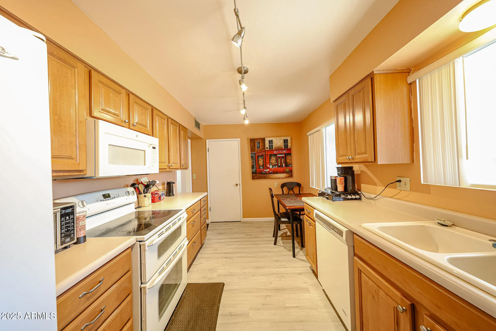 Property Slideshow image 11 of 47 | 10522 w camden ave, Sun City, AZ, 85351