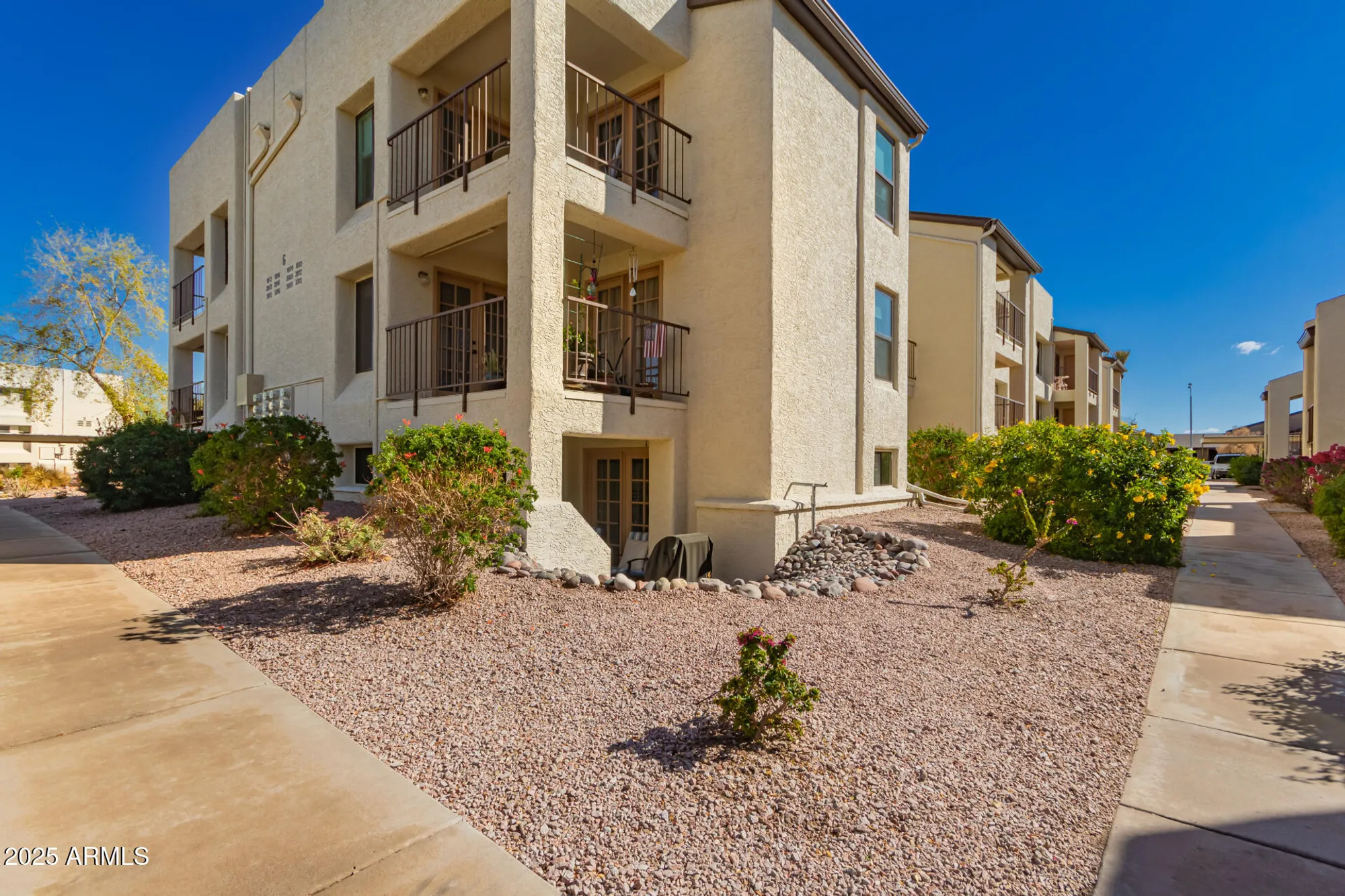 Property Slideshow image 1 of 36 | 5518 e lindstrom ln 2011, Mesa, AZ, 85215