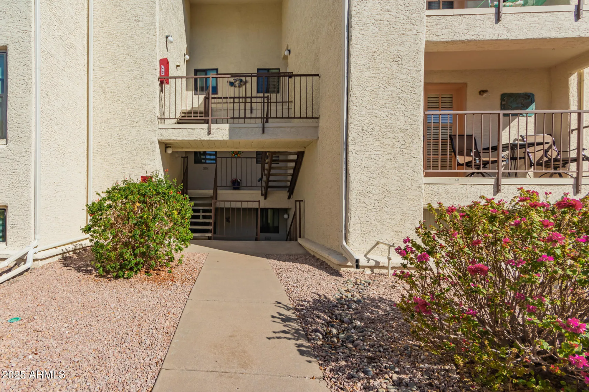 Property Slideshow image 2 of 36 | 5518 e lindstrom ln 2011, Mesa, AZ, 85215