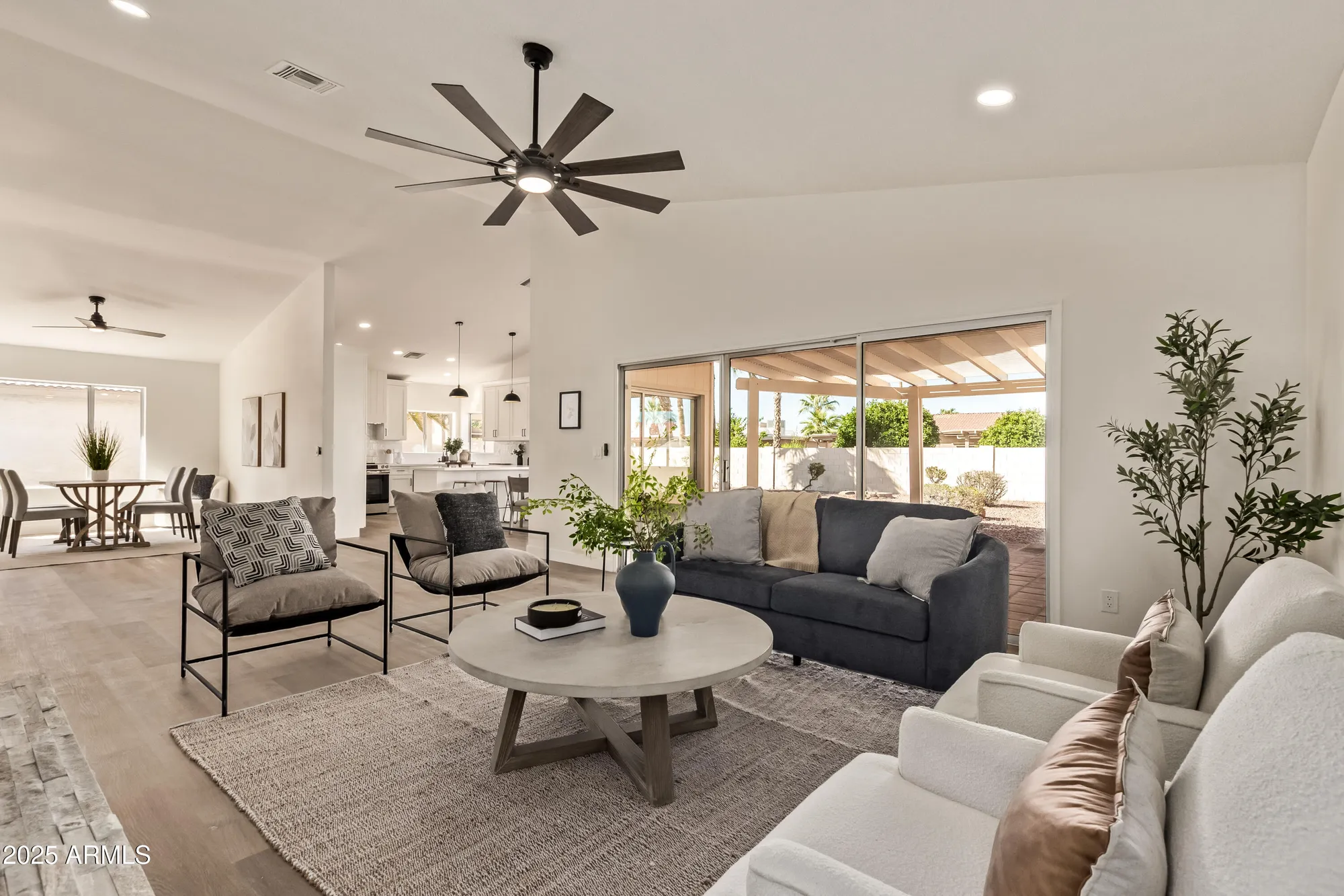 Property Slideshow image 3 of 24 | 26624 s nottingham ct, Sun Lakes, AZ, 85248