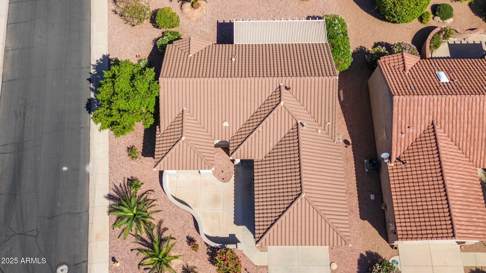 Property Slideshow image 4 of 20 | 16536 w rock springs ln, Surprise, AZ, 85374