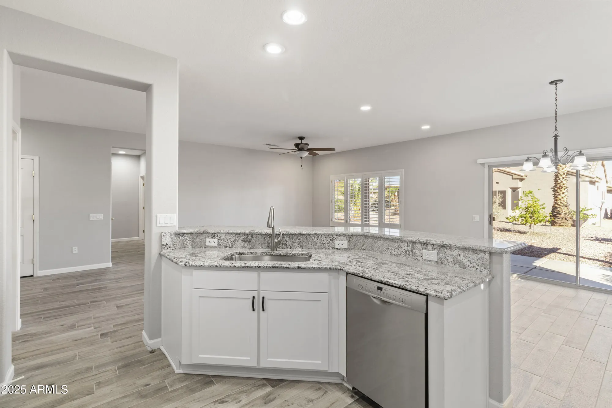 Property Slideshow image 9 of 20 | 16536 w rock springs ln, Surprise, AZ, 85374