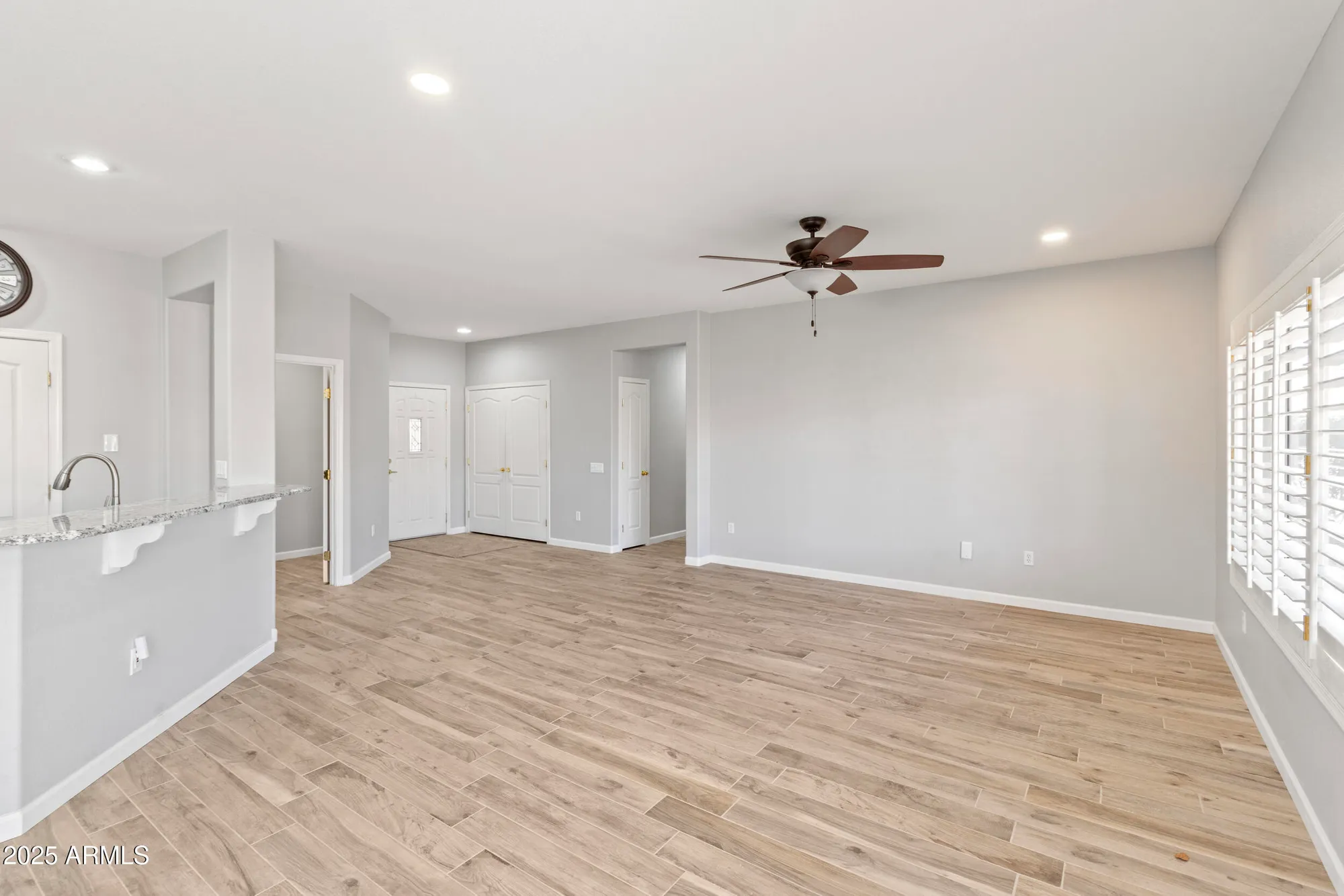 Property Slideshow image 10 of 20 | 16536 w rock springs ln, Surprise, AZ, 85374