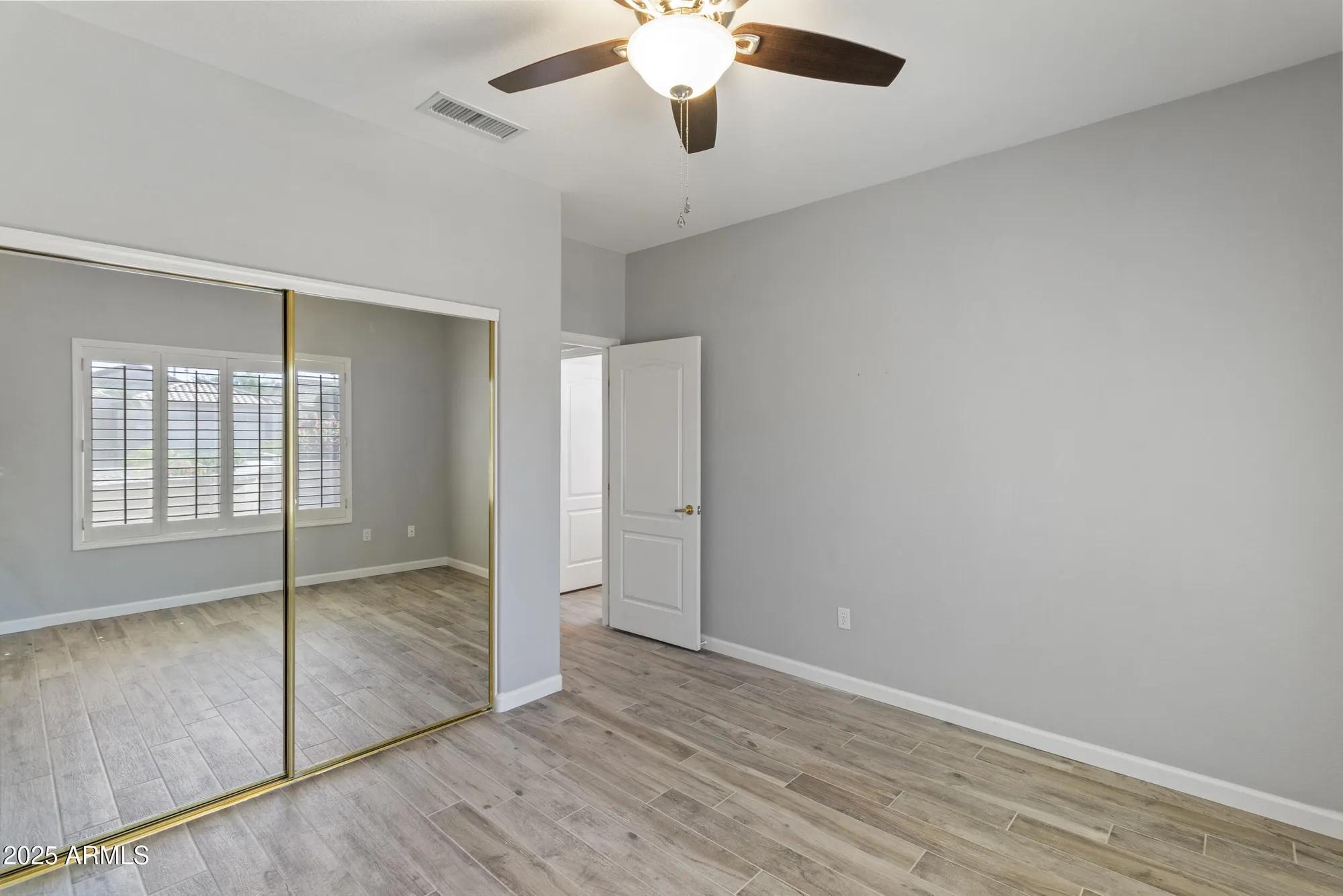 Property Slideshow image 13 of 20 | 16536 w rock springs ln, Surprise, AZ, 85374