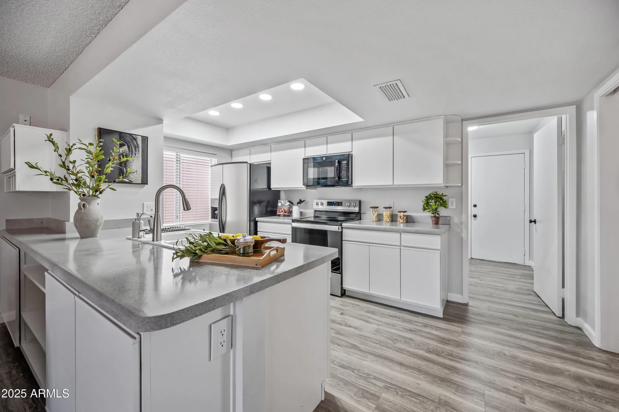 Property Slideshow image 19 of 84 | 4353 e walatowa st, Phoenix, AZ, 85044