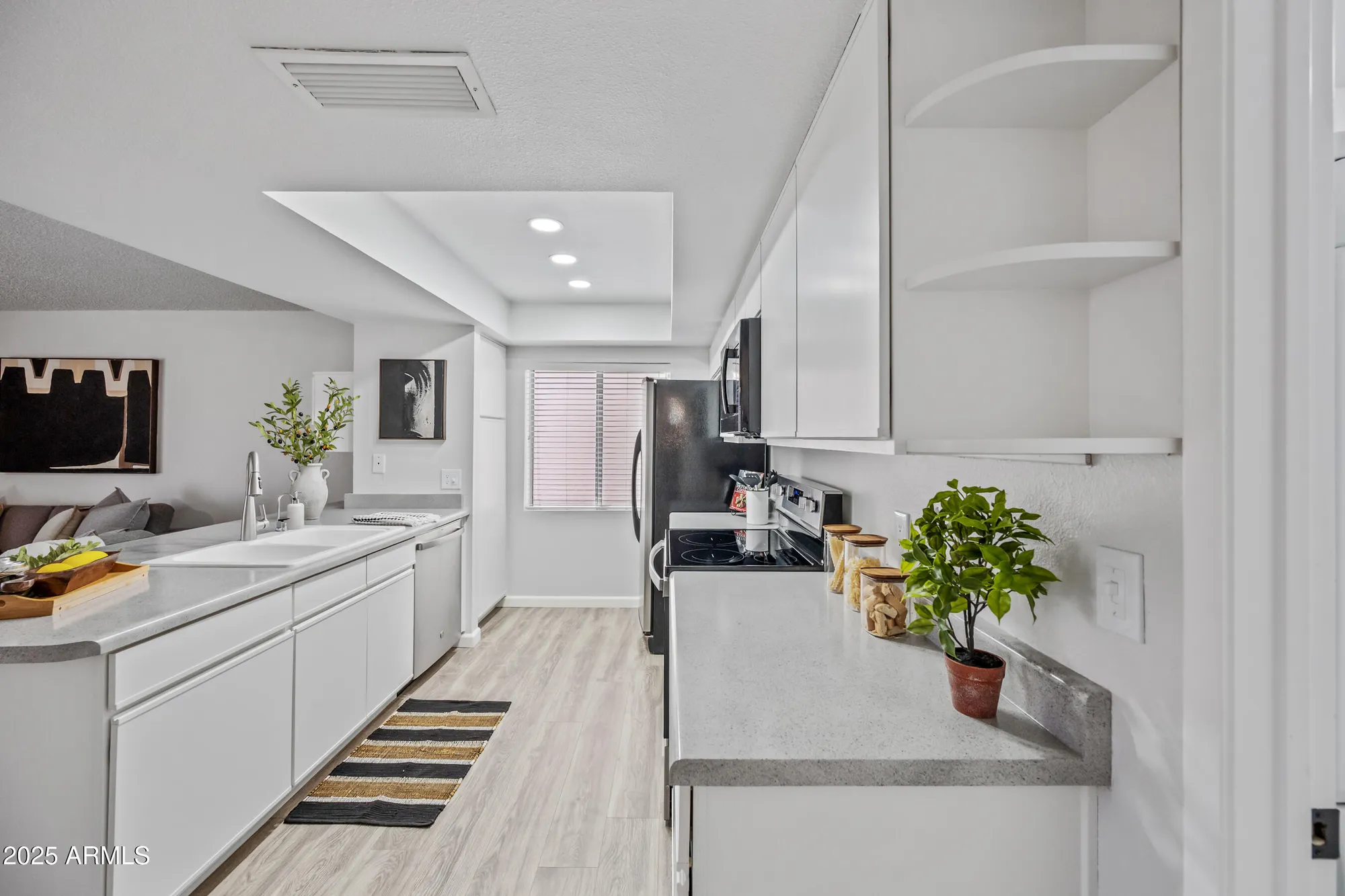 Property Slideshow image 20 of 84 | 4353 e walatowa st, Phoenix, AZ, 85044