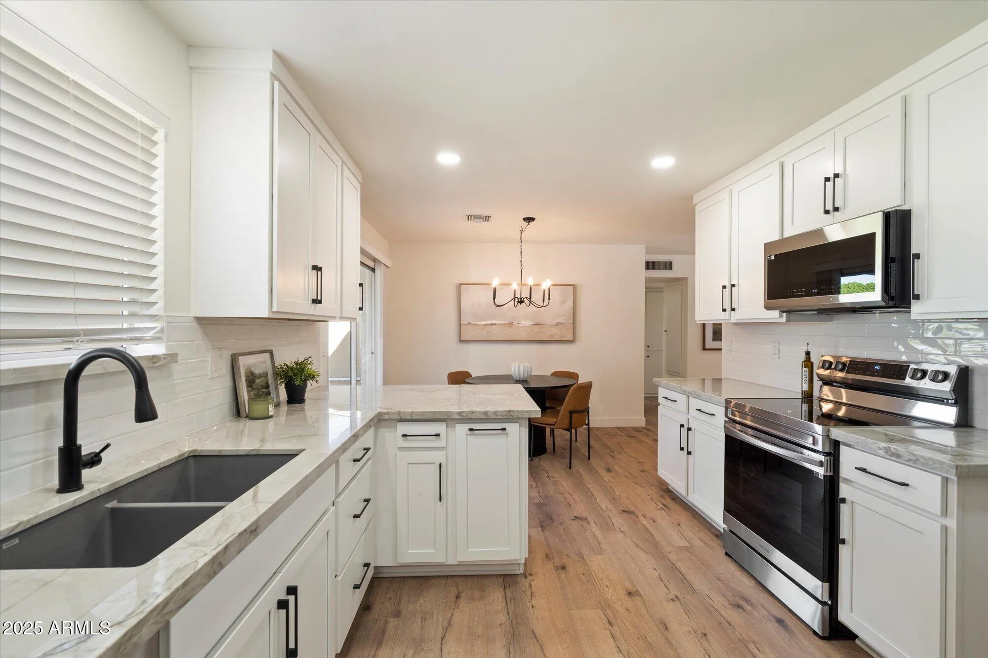 Property Slideshow image 9 of 26 | 10404 w audrey dr, Sun City, AZ, 85351