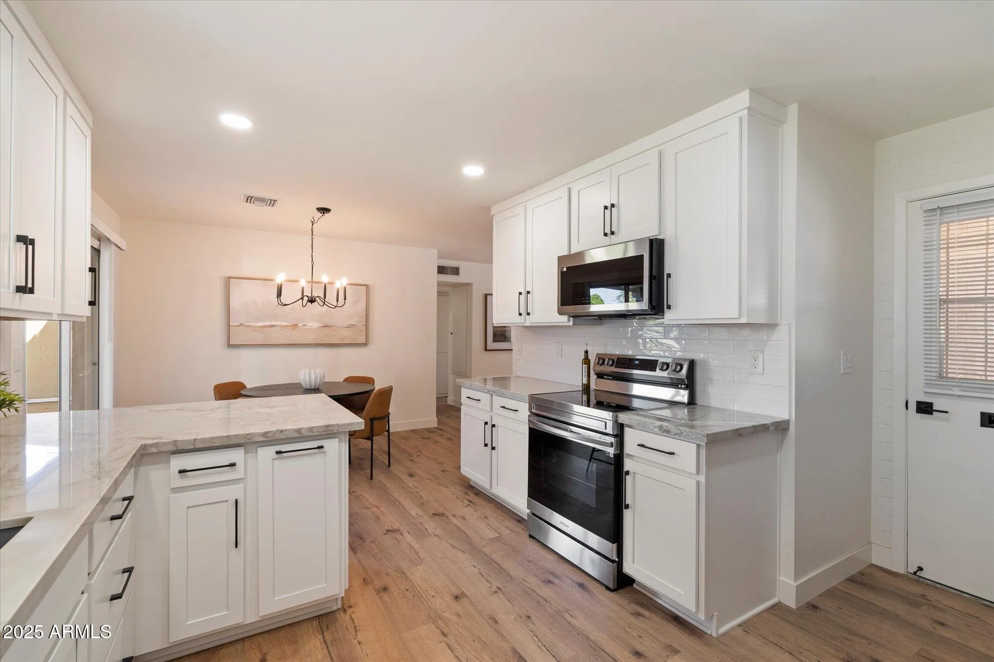 Property Slideshow image 12 of 26 | 10404 w audrey dr, Sun City, AZ, 85351