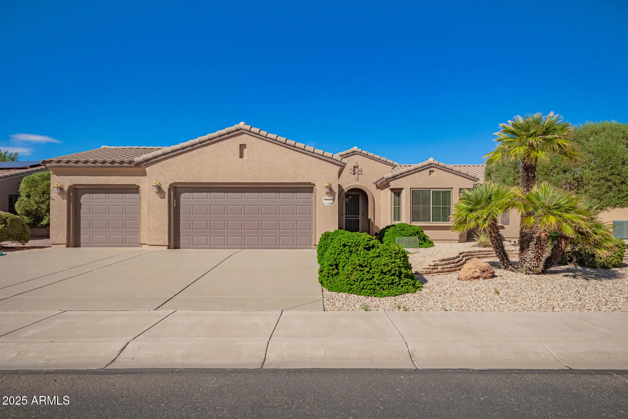 Property Slideshow image 1 of 38 | 18044 w tierra del sol dr, Surprise, AZ, 85387