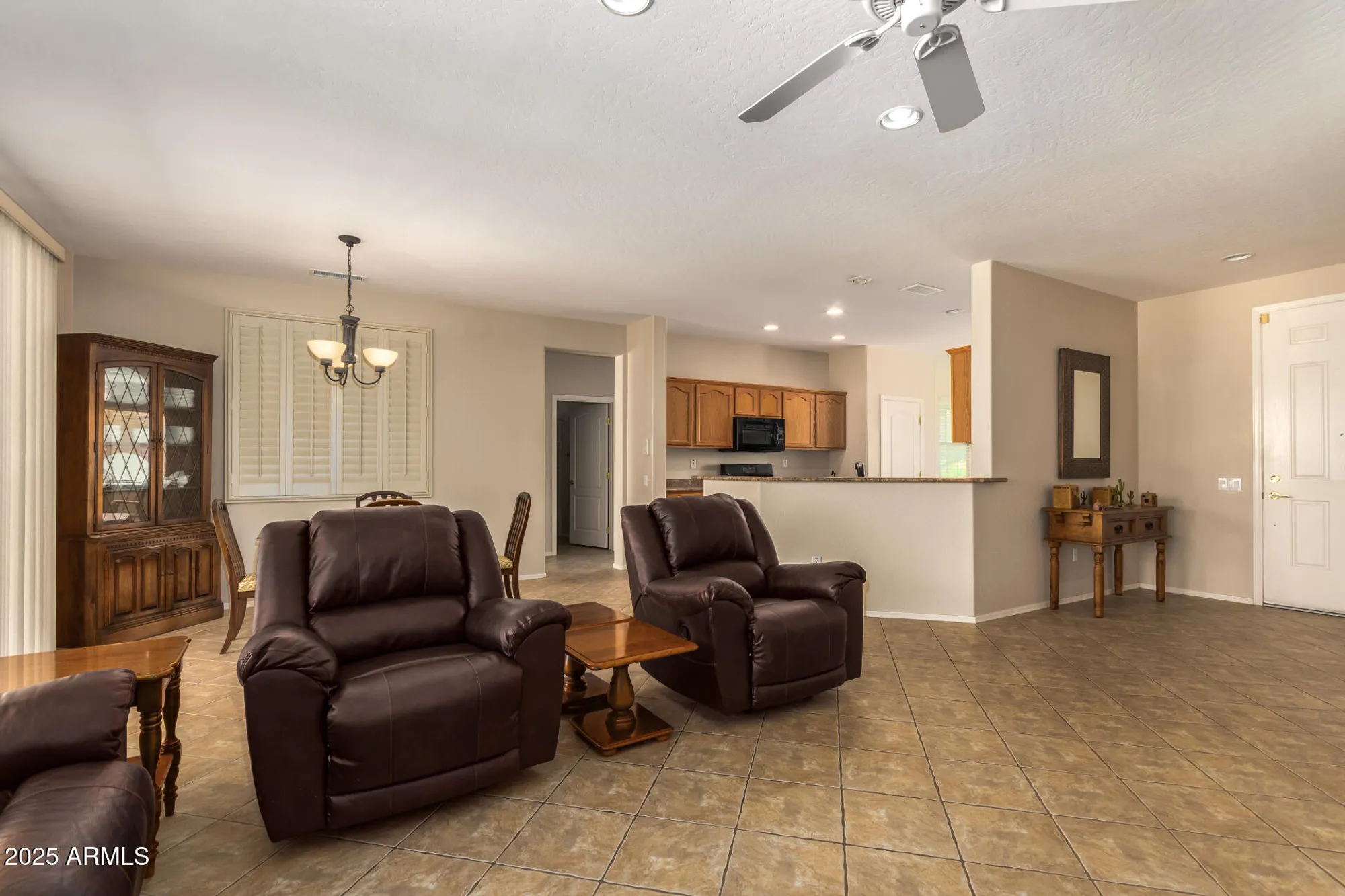 Property Slideshow image 7 of 38 | 18044 w tierra del sol dr, Surprise, AZ, 85387