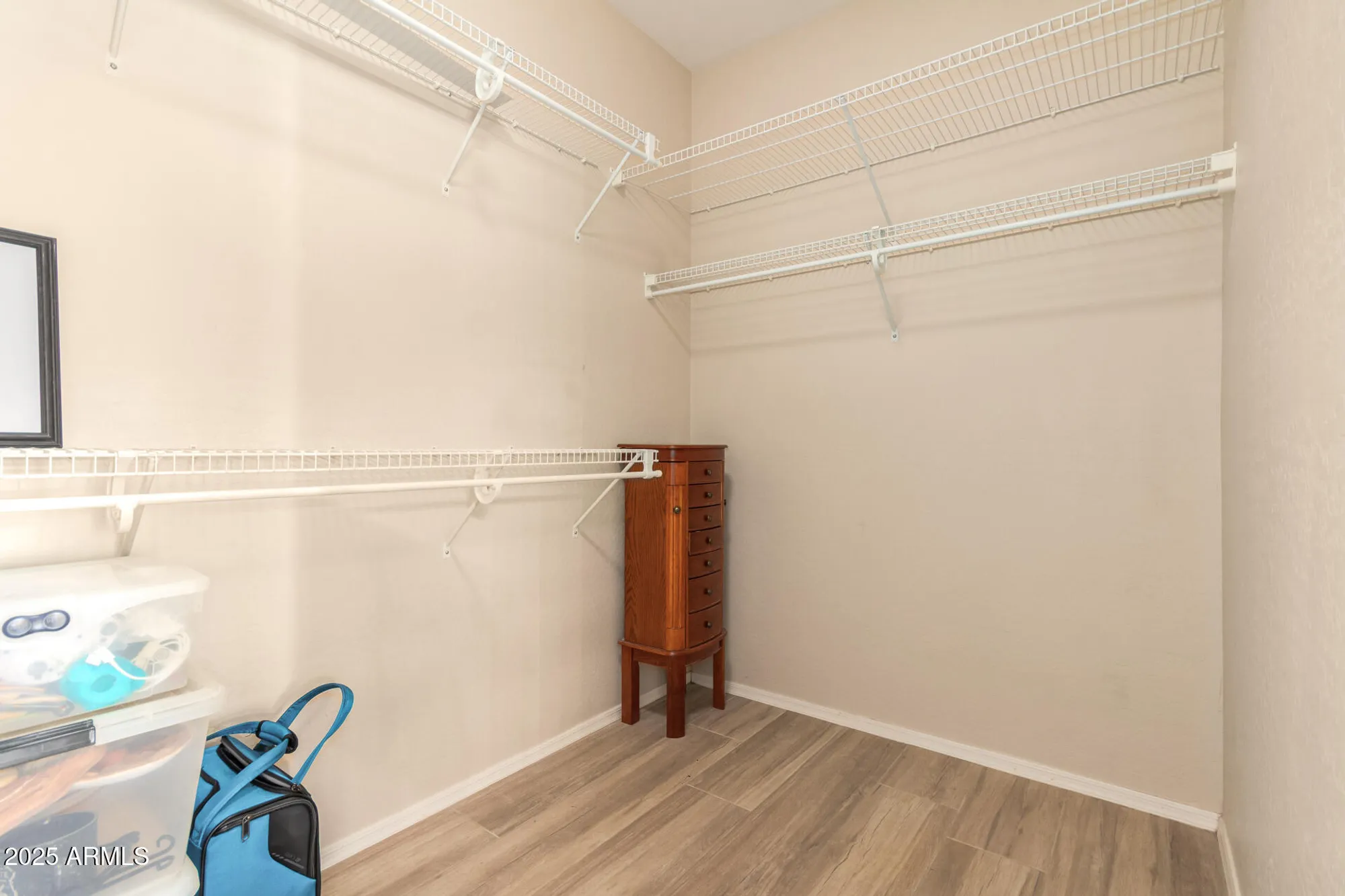 Property Slideshow image 19 of 38 | 18044 w tierra del sol dr, Surprise, AZ, 85387
