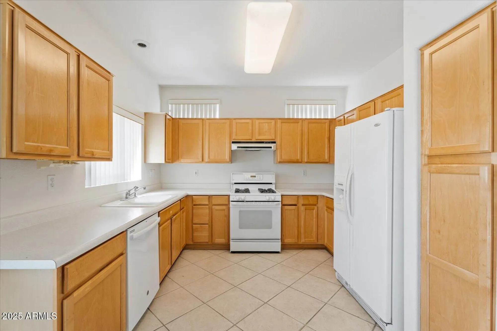 Property Slideshow image 13 of 30 | 13645 w ravenswood dr, Sun City West, AZ, 85375