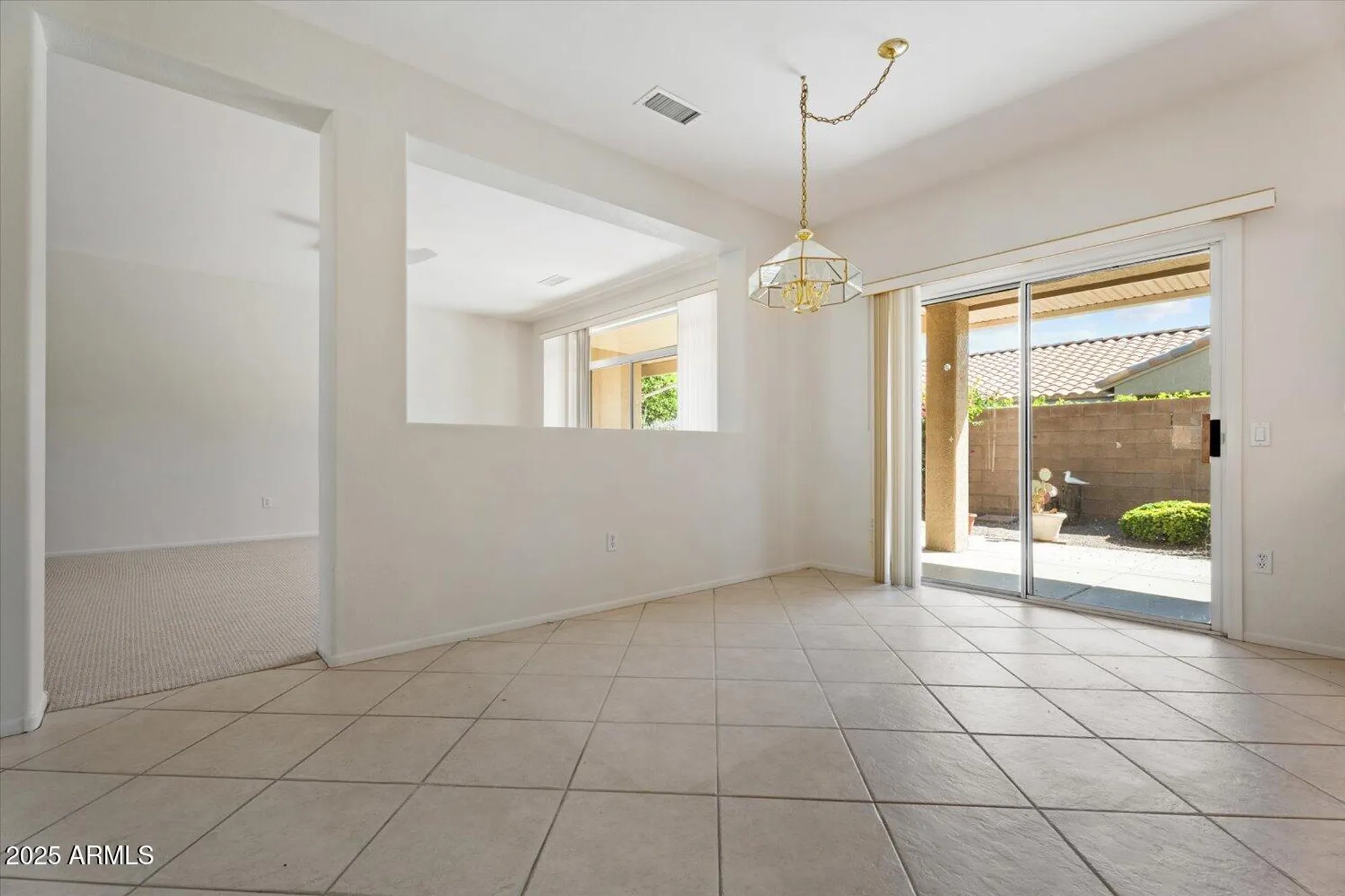 Property Slideshow image 9 of 30 | 13645 w ravenswood dr, Sun City West, AZ, 85375