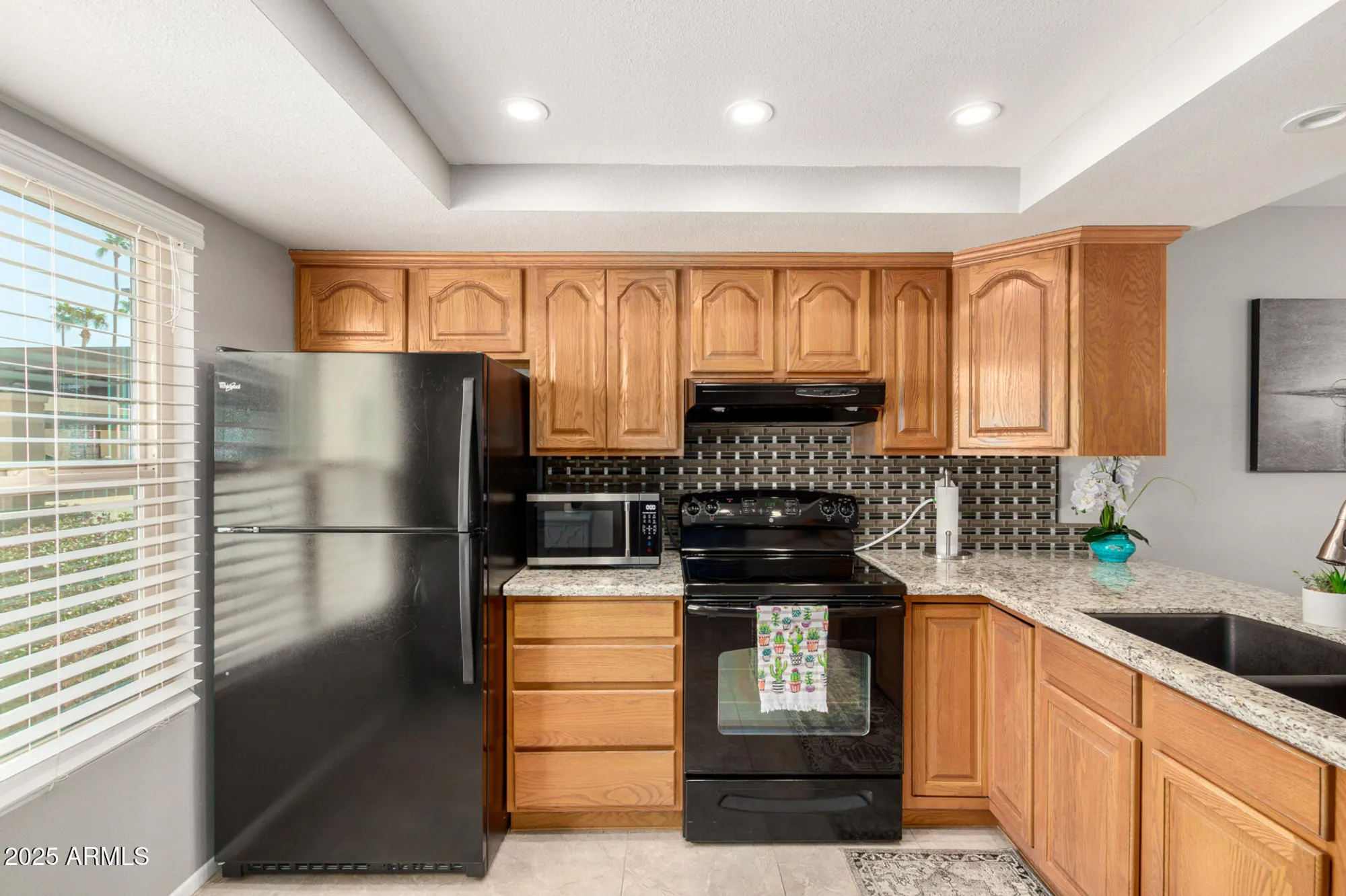 Property Slideshow image 8 of 39 | 516 s 77th st, Mesa, AZ, 85208