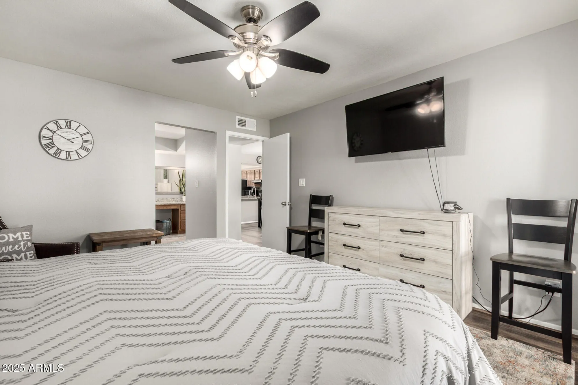 Property Slideshow image 13 of 39 | 516 s 77th st, Mesa, AZ, 85208