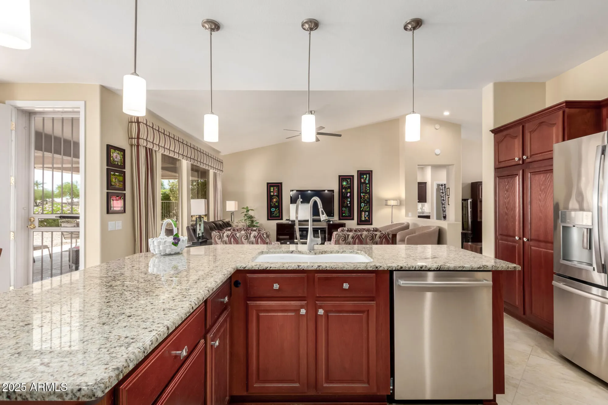 Property Slideshow image 14 of 73 | 15749 w clear canyon dr, Surprise, AZ, 85374