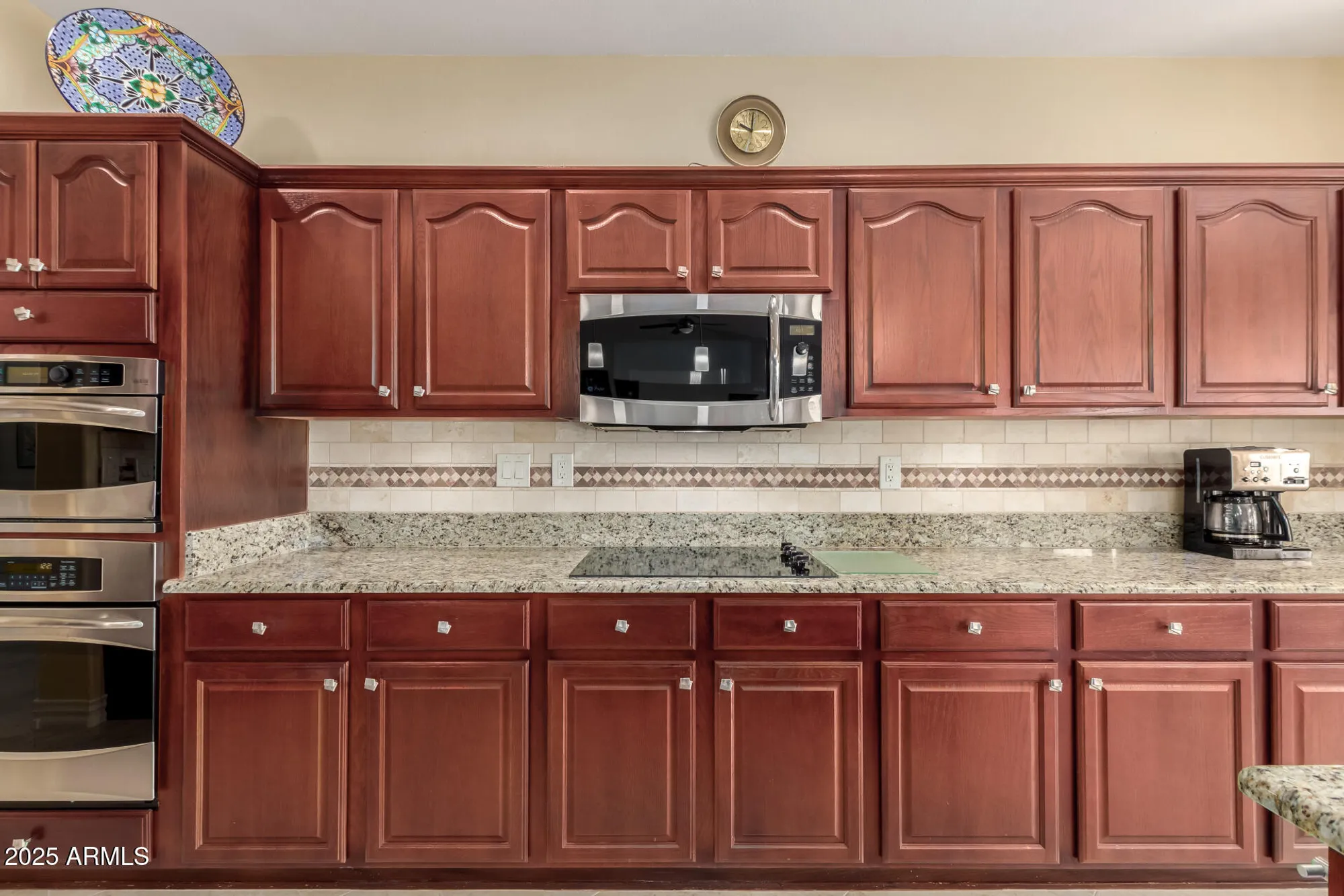 Property Slideshow image 15 of 73 | 15749 w clear canyon dr, Surprise, AZ, 85374