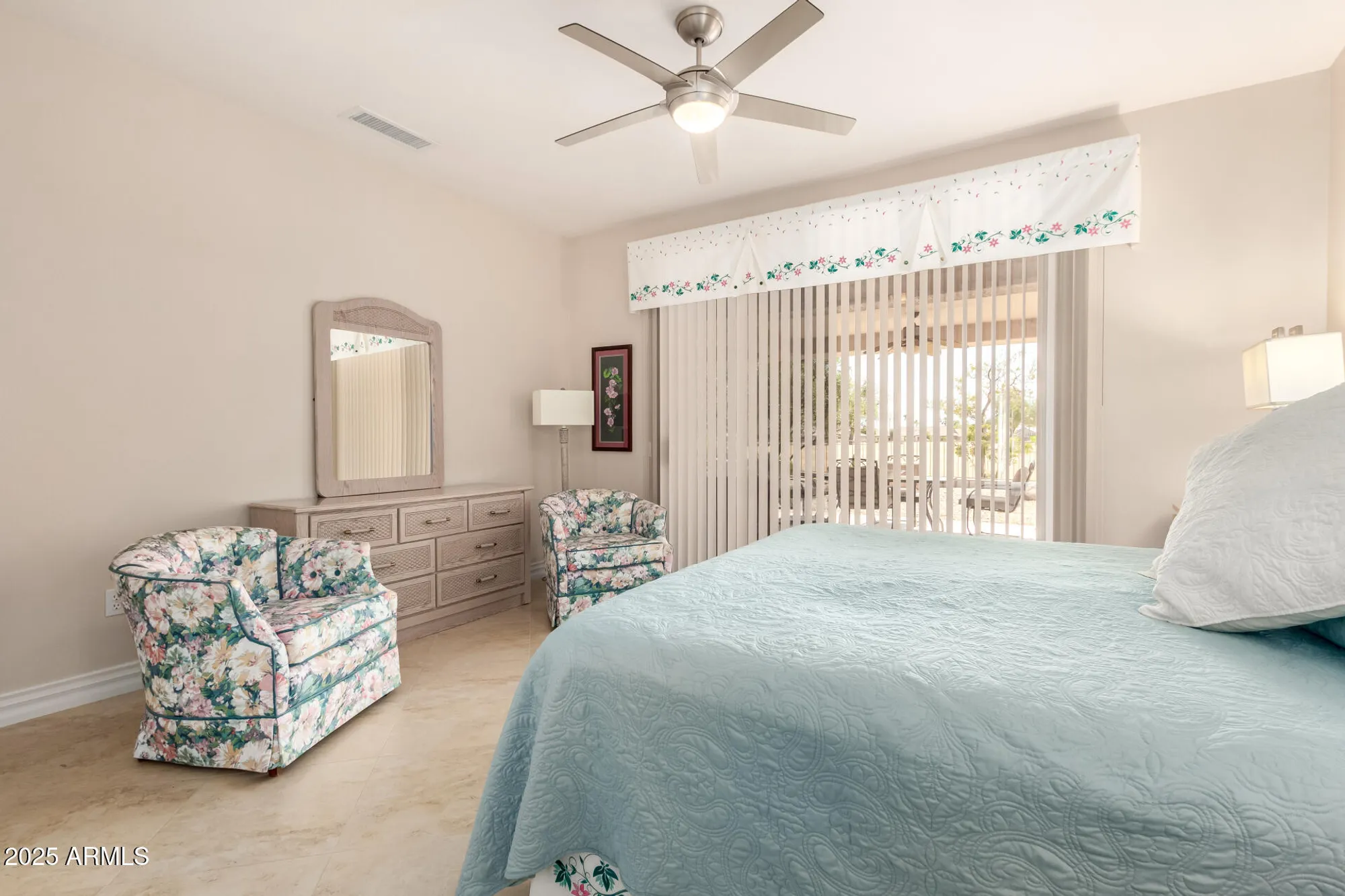 Property Slideshow image 28 of 73 | 15749 w clear canyon dr, Surprise, AZ, 85374