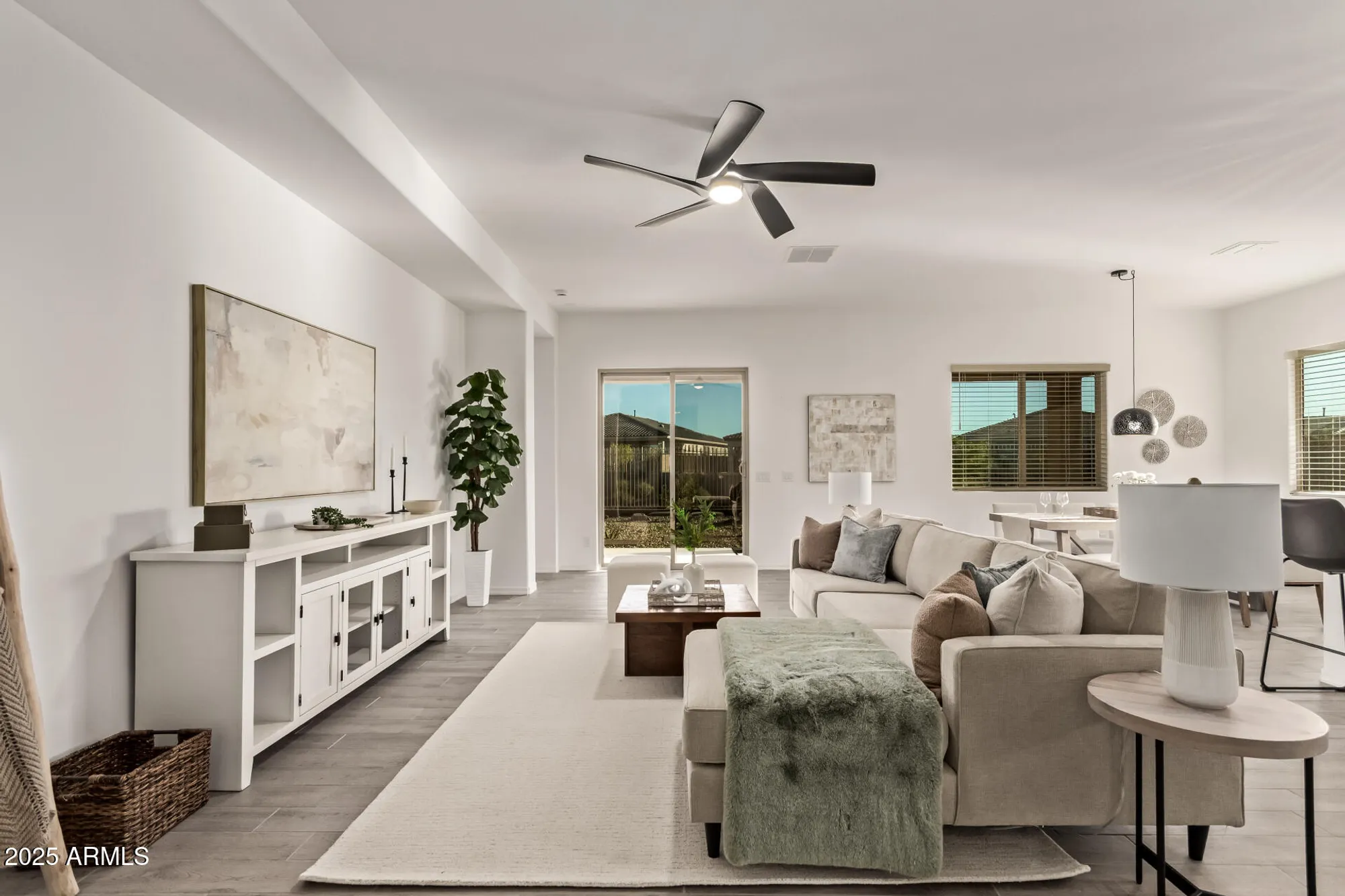 Property Slideshow image 7 of 57 | 18119 w silverwood dr, Goodyear, AZ, 85338