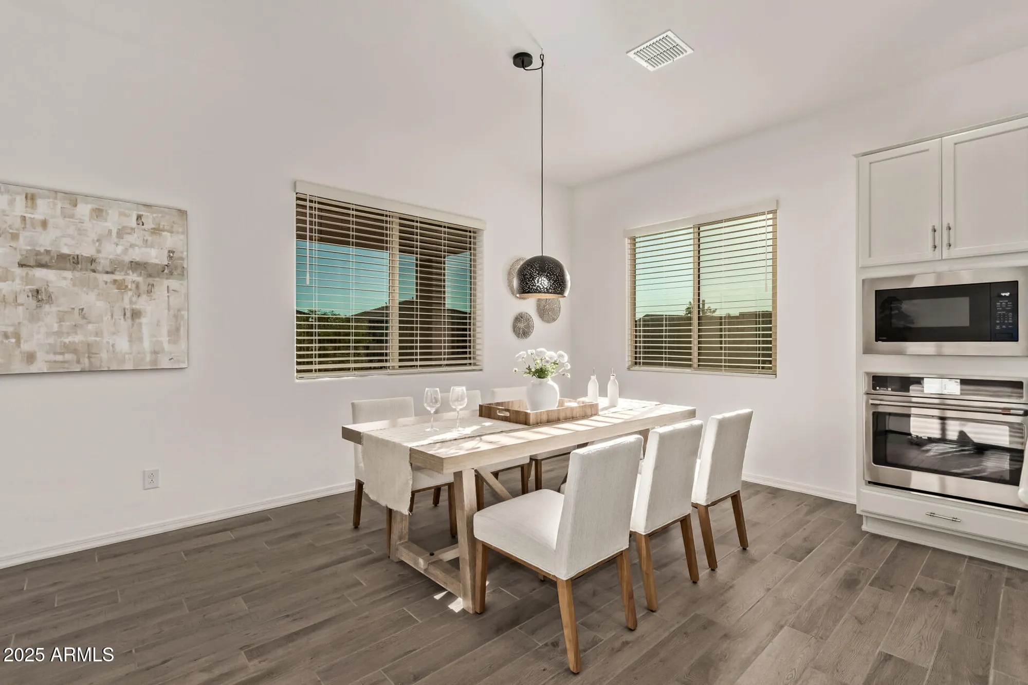 Property Slideshow image 9 of 57 | 18119 w silverwood dr, Goodyear, AZ, 85338