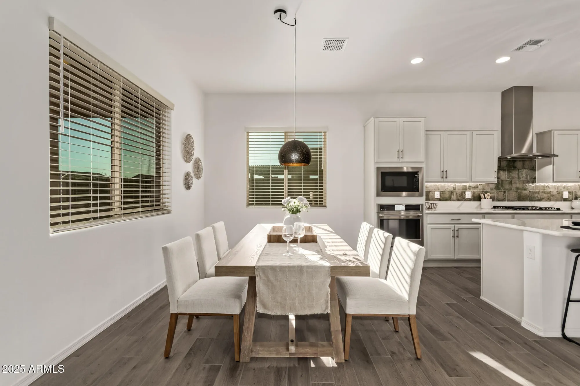 Property Slideshow image 10 of 57 | 18119 w silverwood dr, Goodyear, AZ, 85338